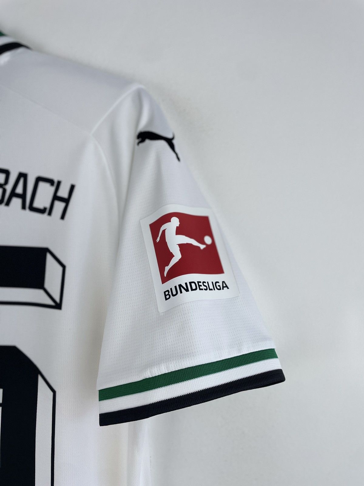 Puma Borussia Mönchengladbach Robin Hack Home Jersey 2023/2024 Size US S / EU 44-46 / 1 - 6 Thumbnail