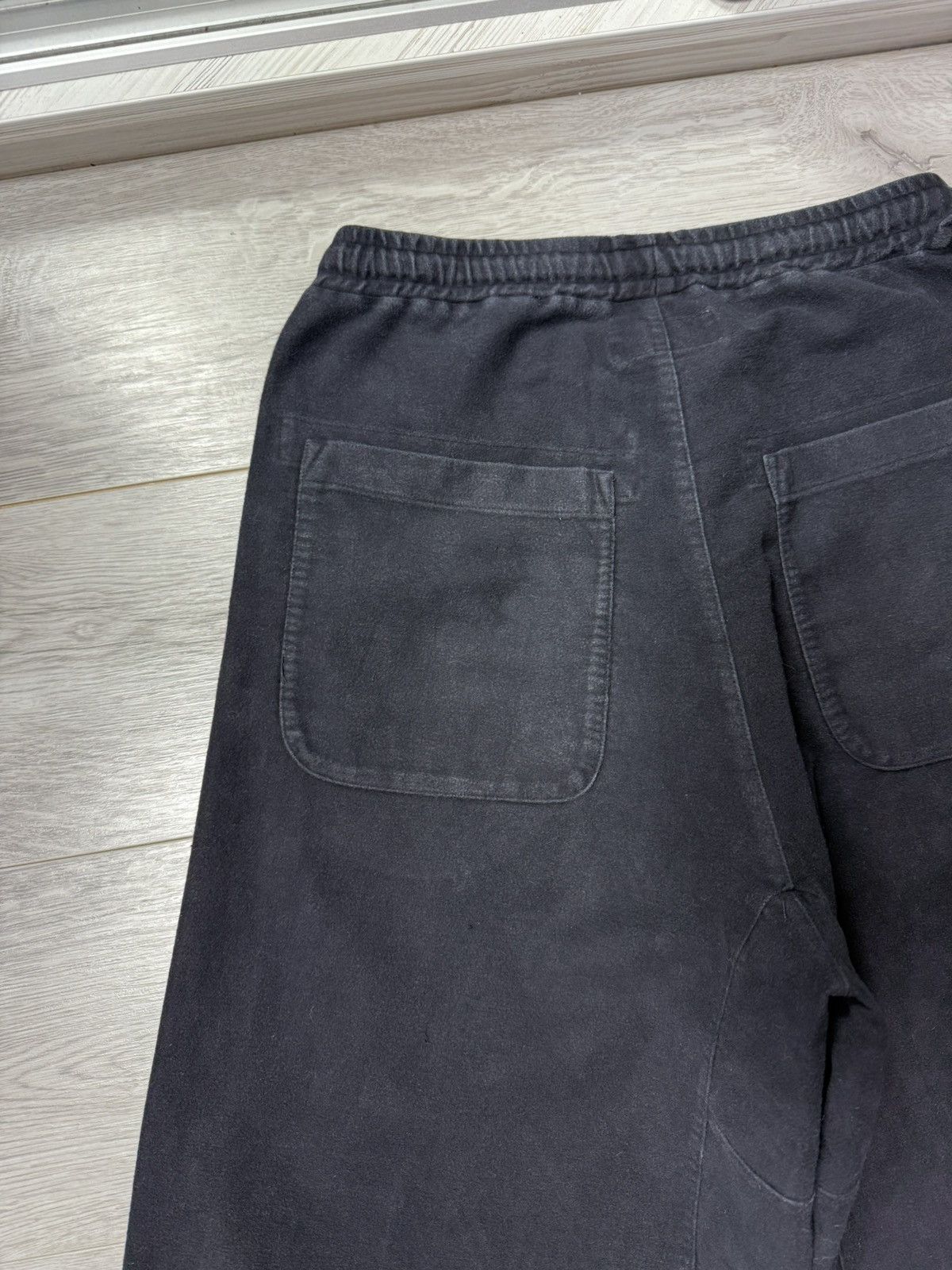 Universal Works Universal Works Oversized Jogger Pants Worn Washed Look Size US 32 / EU 48 - 14 Thumbnail