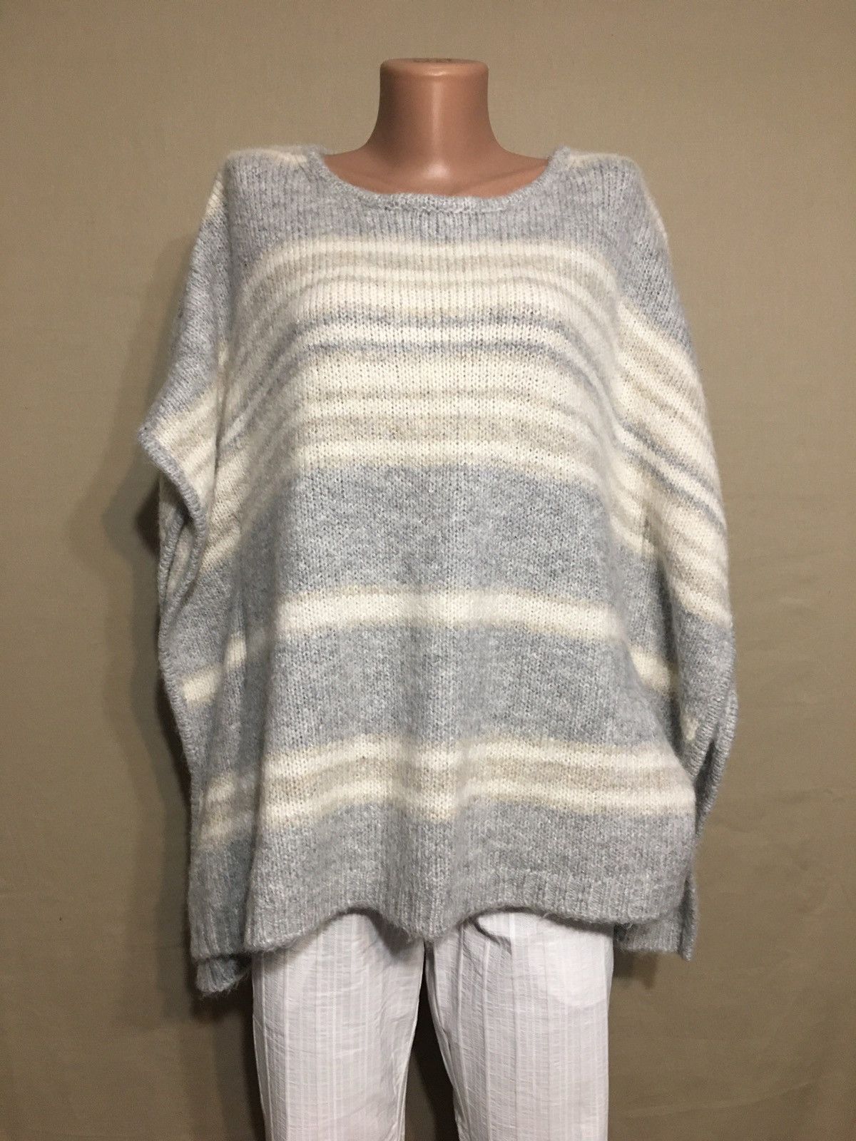 Other HEMISPHERE Grey Stripped Wool Angora Poncho Sweater Size S Size S / US 4 / IT 40 - 1 Thumbnail