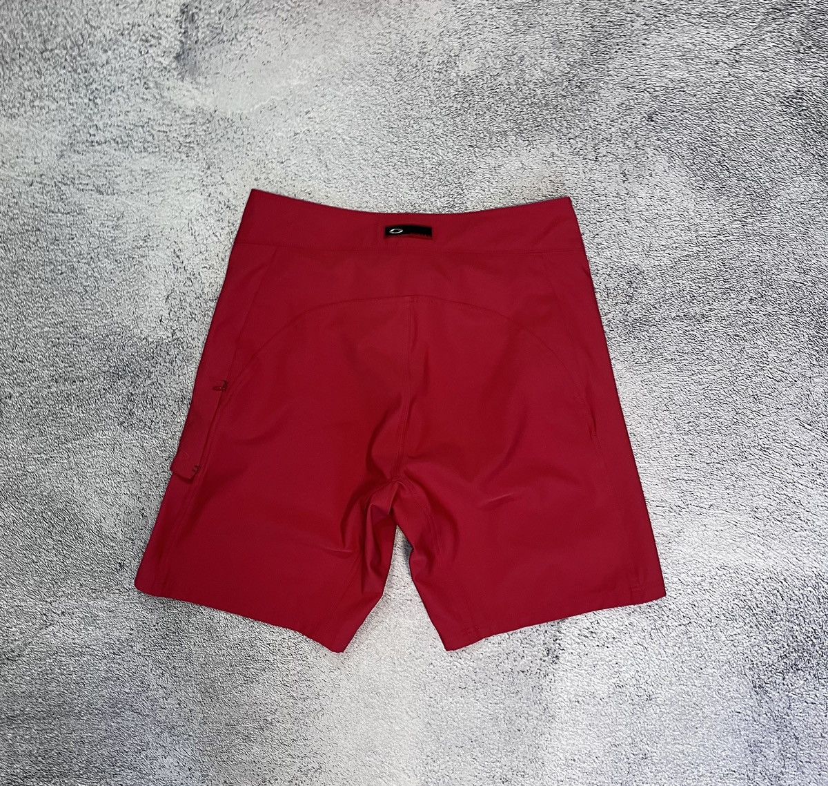 Oakley Oakley Vintage Board Shorts Red Size 33 Surf Zip Pocket Logo Size US 33 - 7 Thumbnail
