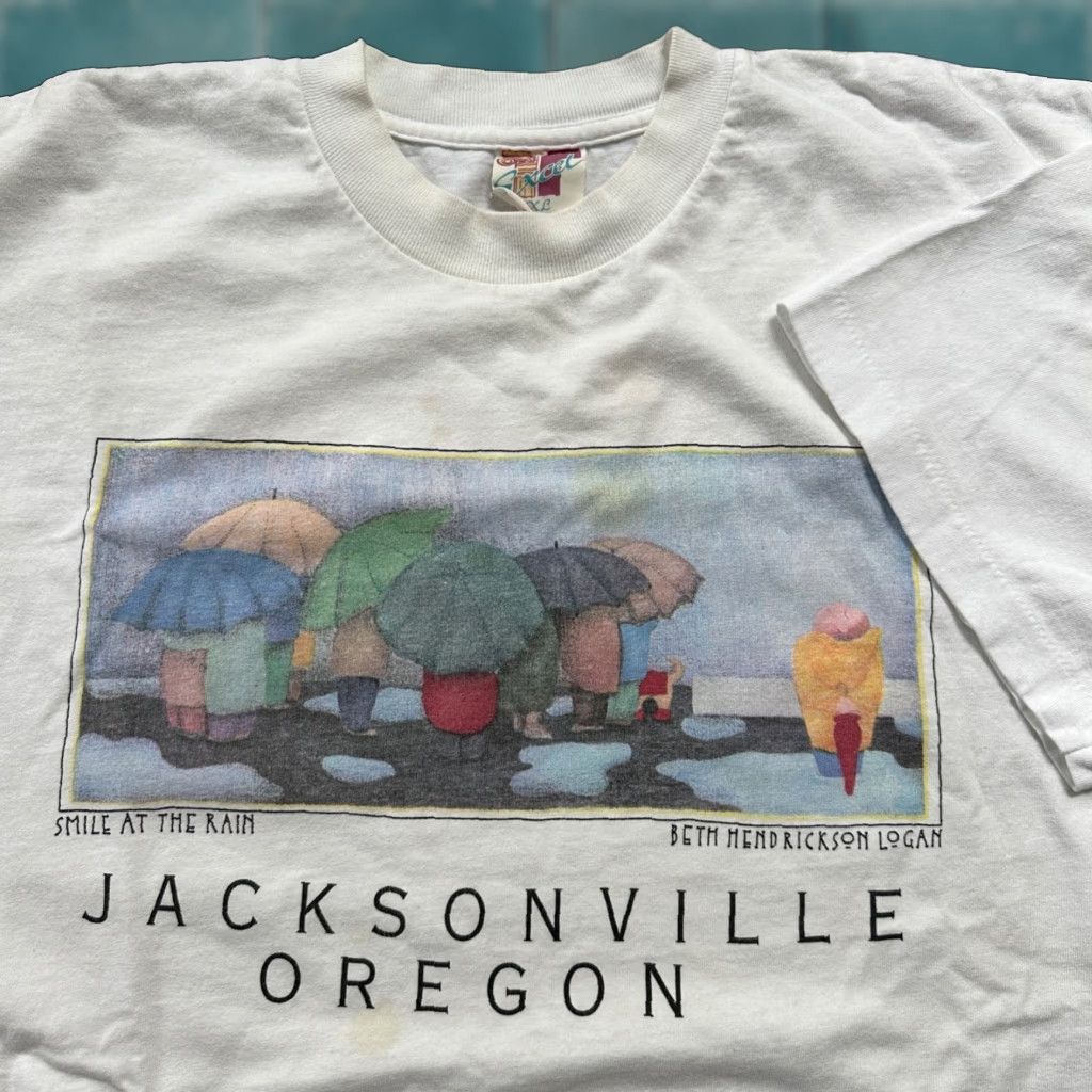 Rains VINTAGE Jacksonville Oregon Smile at Rain T Shirt Beth Logan Art PDX Umbrella Sad XL White Mens T-Shirt 70s 80s 90s Size US XL / EU 56 / 4 - 1 Thumbnail