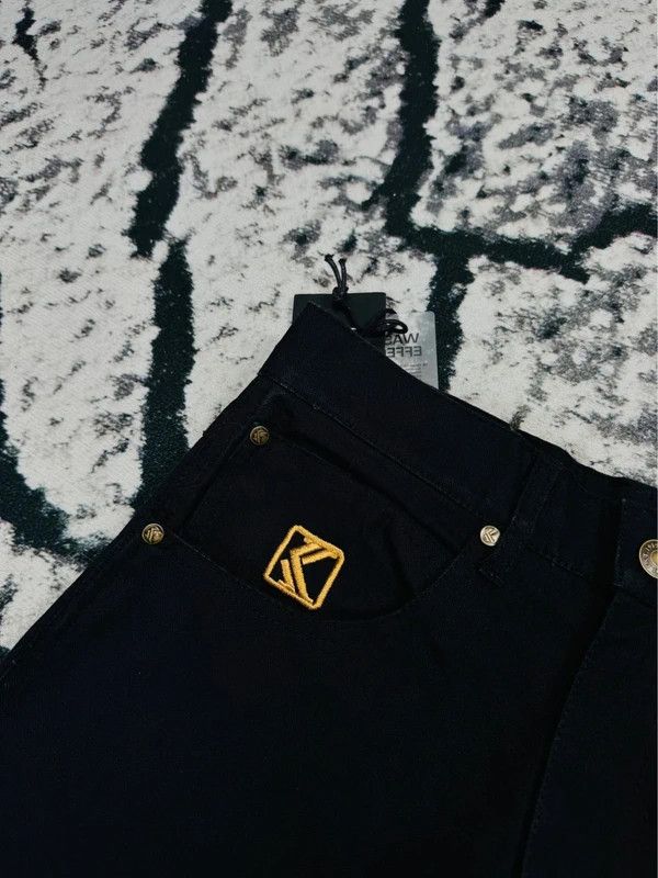 Karl Kani Karl Kani black gold logo wide pants XXS new Size 32" / US 10 / IT 46 - 4 Thumbnail