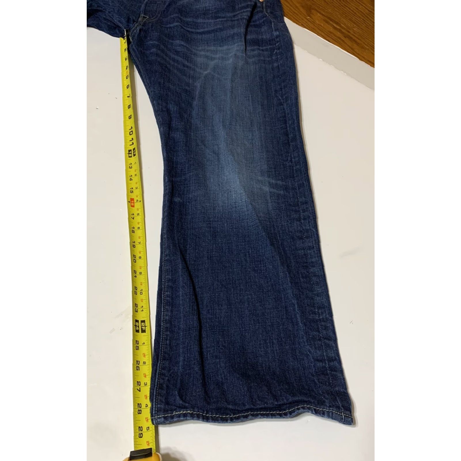 Levi's Levi's 501 Jeans Mens 40x29 Straight Leg Blue Button Fly 100% Cotton Casual Vintage Size US 40 / EU 56 - 5 Thumbnail