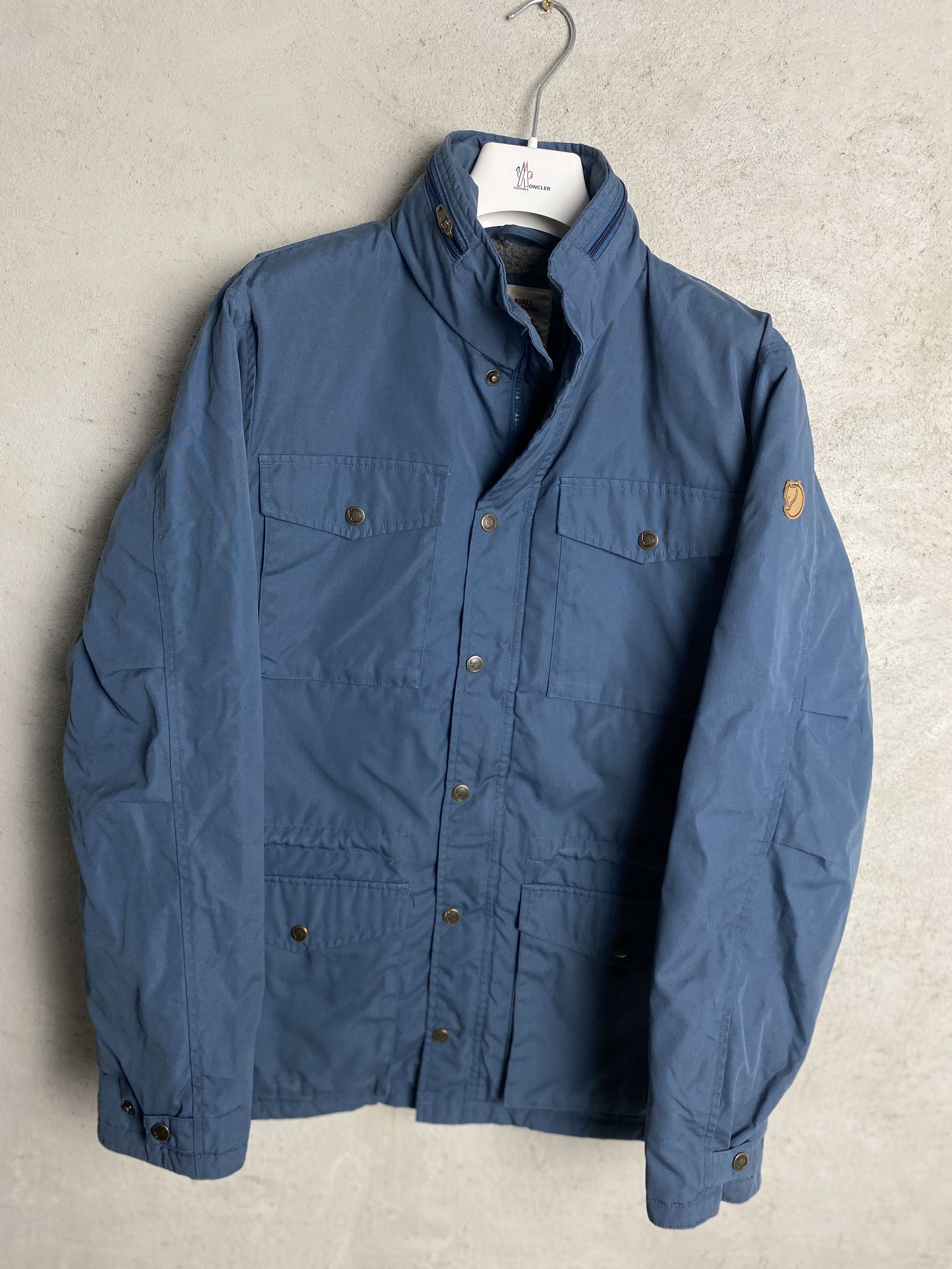 Fjallraven Fjallraven Raven Winter Jacket casual outdoor gorpcore Size US M / EU 48-50 / 2 - 1 Thumbnail