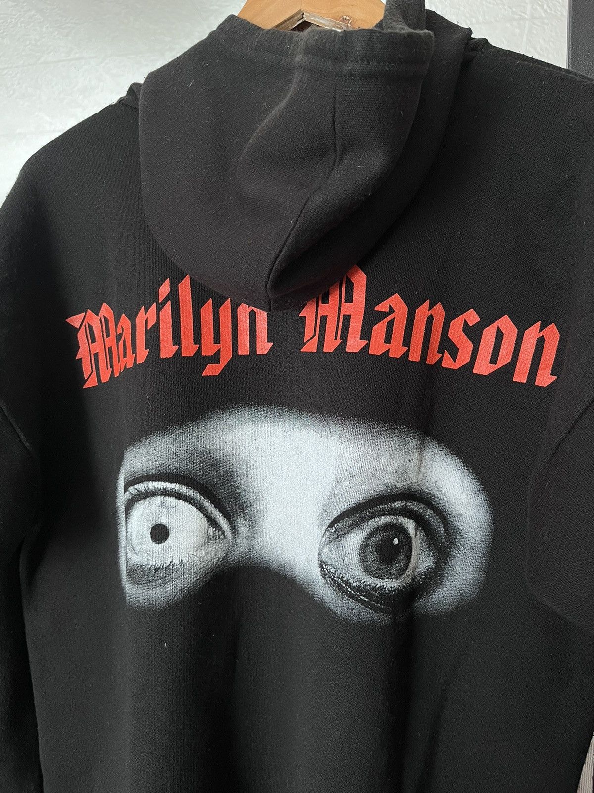 Marilyn Manson Vintage 90s Marilyn Manson Big Eyes Hoodie Size US M / EU 48-50 / 2 - 7 Thumbnail