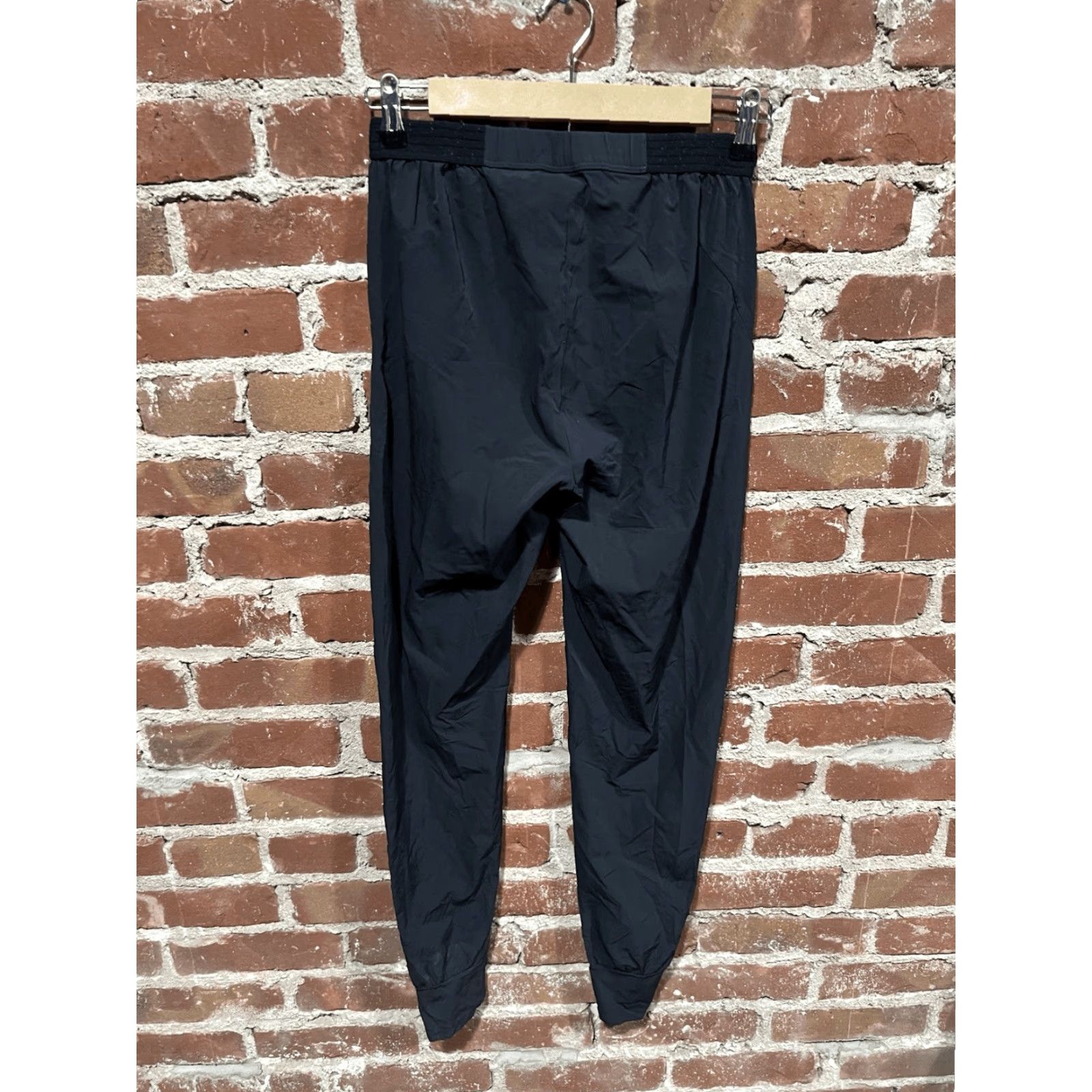 Nike Nike Womens Black Athletic Pull On Jogger Sweatpants XS Regular Pants Size 26" / US 2 / IT 38 - 2 Thumbnail