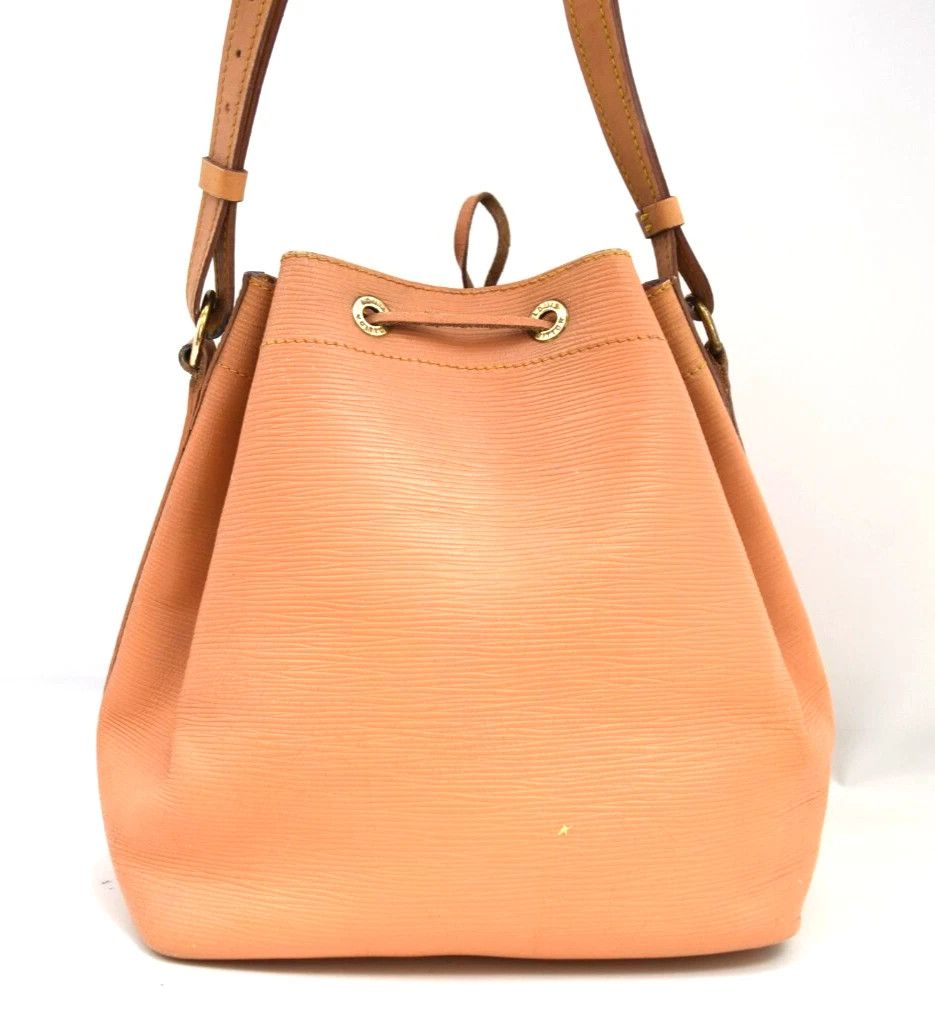 Louis Vuitton Auth Louis Vuitton Petit Noé Shoulder Bag Epi Leather M44108 Size ONE SIZE - 3 Thumbnail