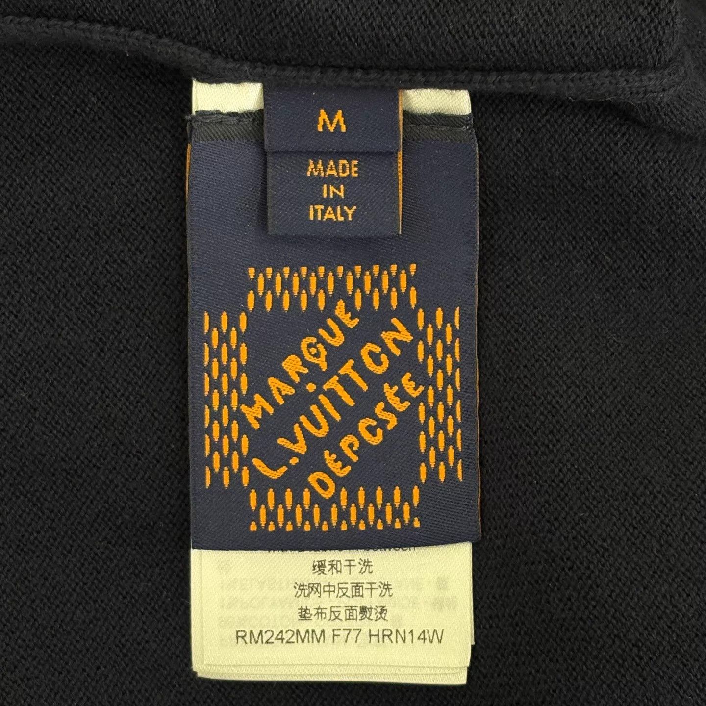 Louis Vuitton LV Logo Embroidery Pearl Button SS Polo Men's Navy Size US M / EU 48-50 / 2 - 4 Thumbnail
