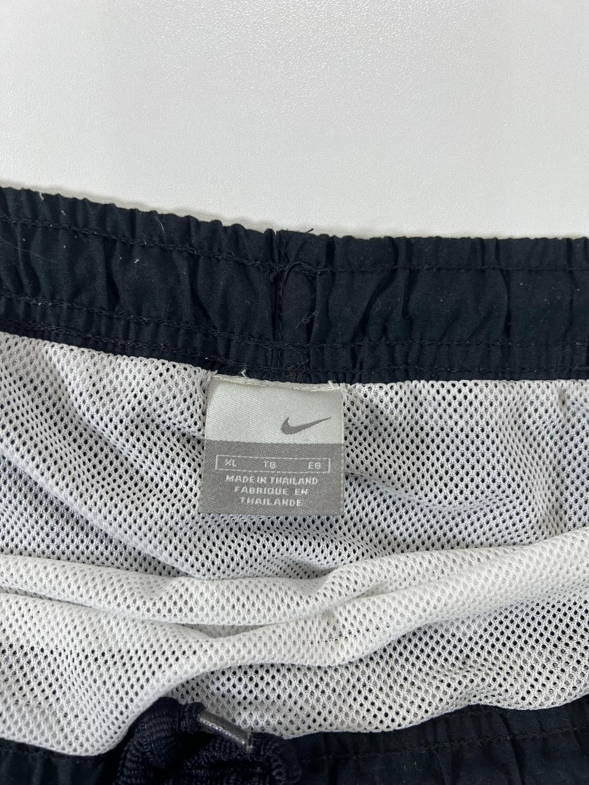 Nike Nike Black Athletic Shorts with White Piping Size US 36 / EU 52 - 4 Thumbnail
