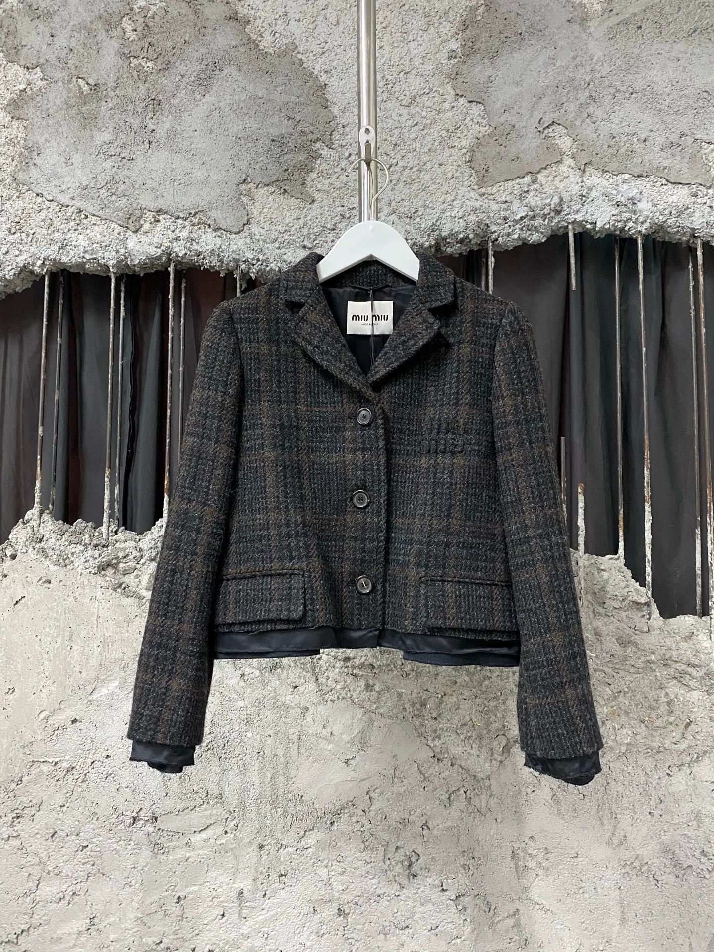 Miu Miu Miumiu Grey Plaid Suit Size: 36 Condition Size S / US 4 / IT 40 - 1 Thumbnail