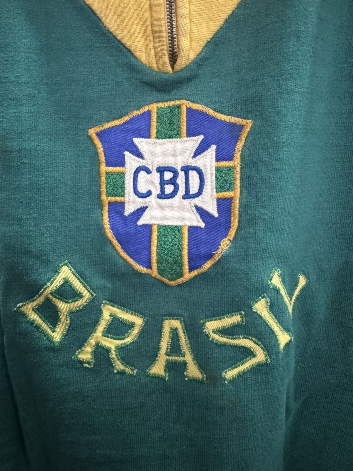 Vintage SUPER RARE Vintage 60s-70s BRAZIL Football Sweatshirt Size US M / EU 48-50 / 2 - 3 Thumbnail