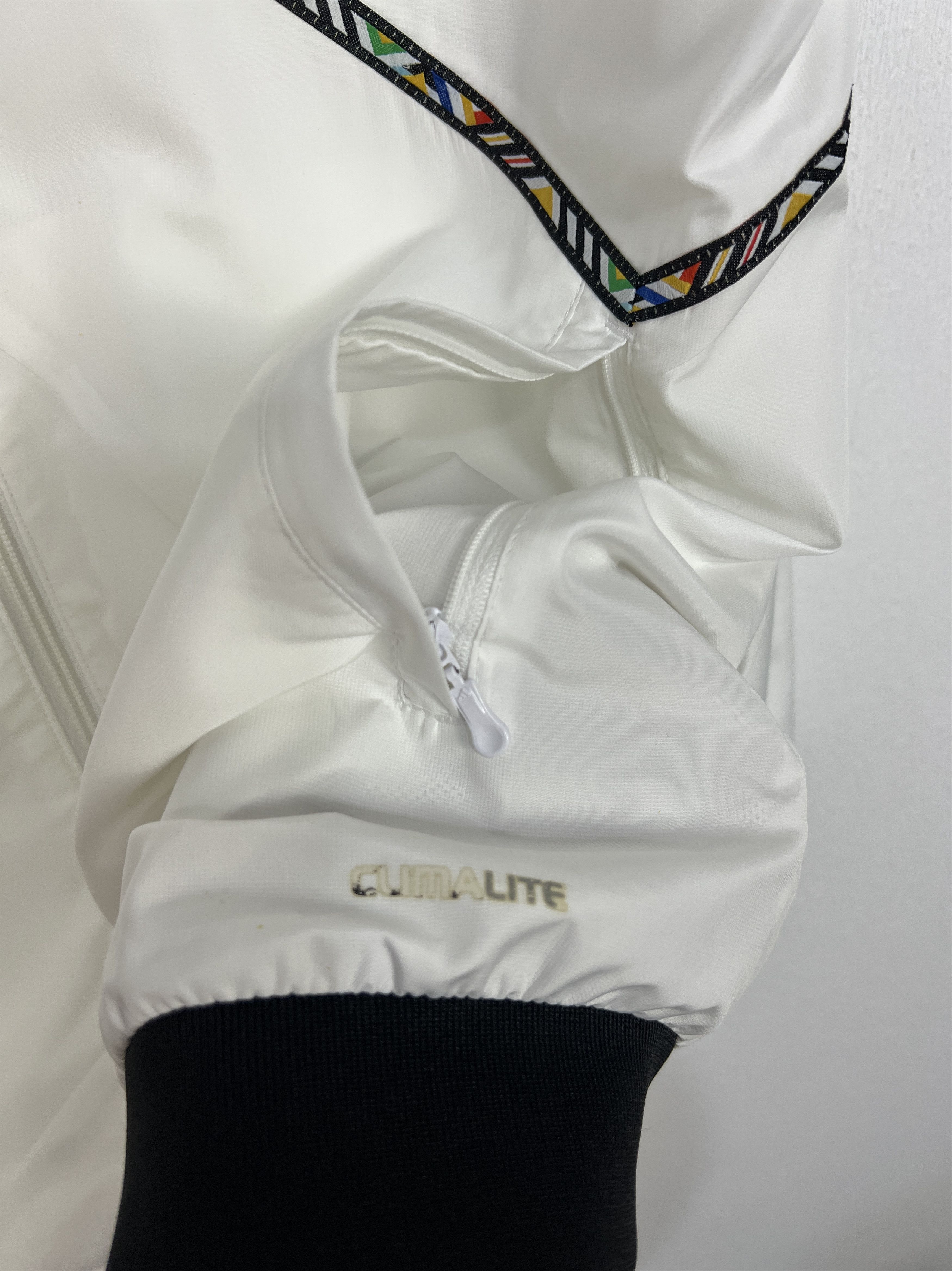 Adidas Vintage Adidas Spain White Football Jacket Soccer Track Top Size US M / EU 48-50 / 2 - 5 Thumbnail
