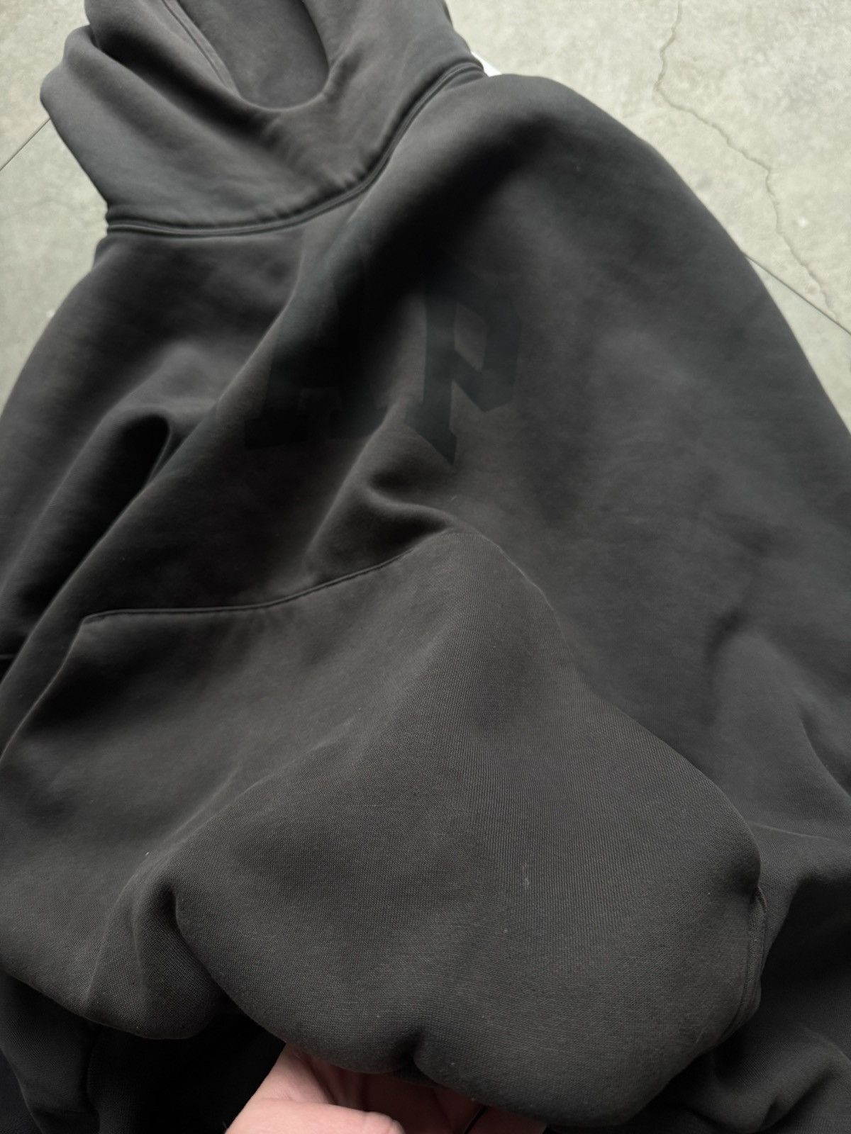 Balenciaga × Gap × Yeezy yeezy gap dove hoodie Size US M / EU 48-50 / 2 - 7 Thumbnail