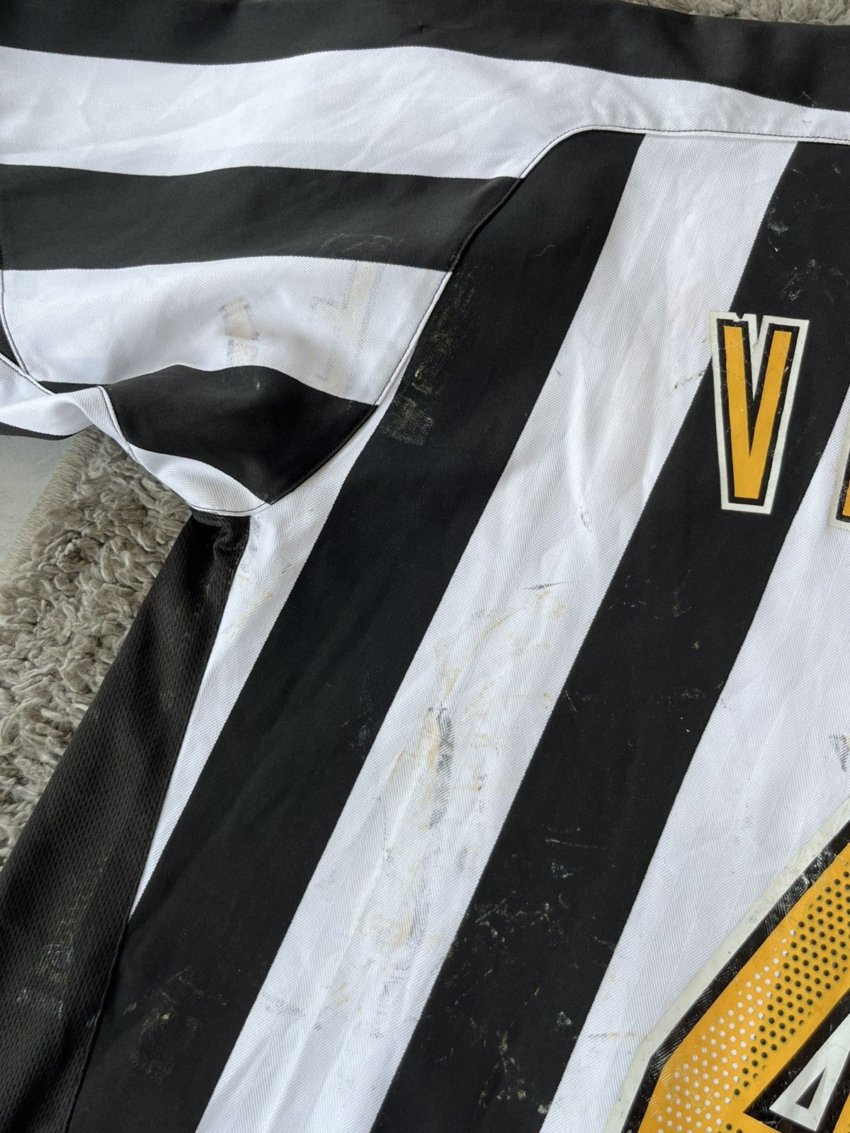 Nike Vintage Soccer Jersey Juventus 2005-2006 Veira❗️ Size US L / EU 52-54 / 3 - 10 Thumbnail
