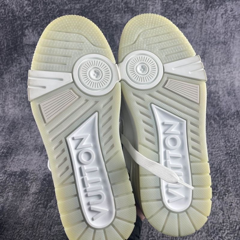 Louis Vuitton Louis Vuitton Trainer Leather Low-Top Sneakers - Size US 6 / IT 36 - 4 Thumbnail