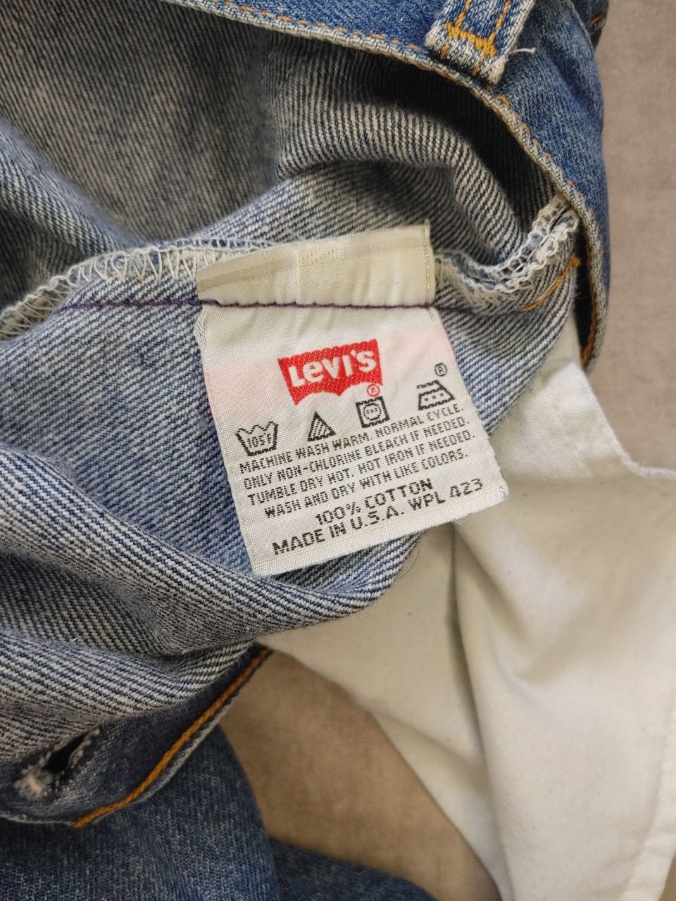 Levi's × Vintage Vintage Levi’s 501 xx made I’m USA denim jeans 34x33 Size US 34 / EU 50 - 8 Thumbnail