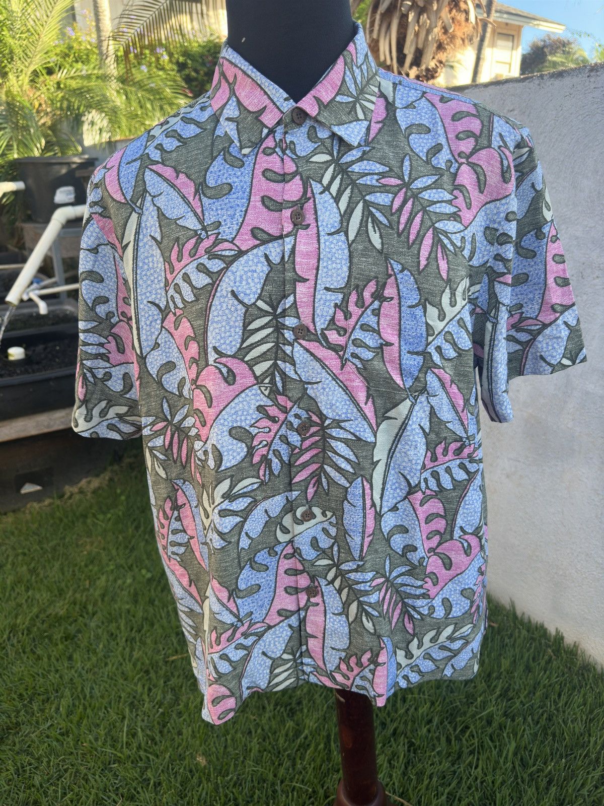 Tommy Bahama PreOwned Tommy Bahama Hawaiian Print Multicolored Man's XXL Size US XXL / EU 58 / 5 - 1 Thumbnail