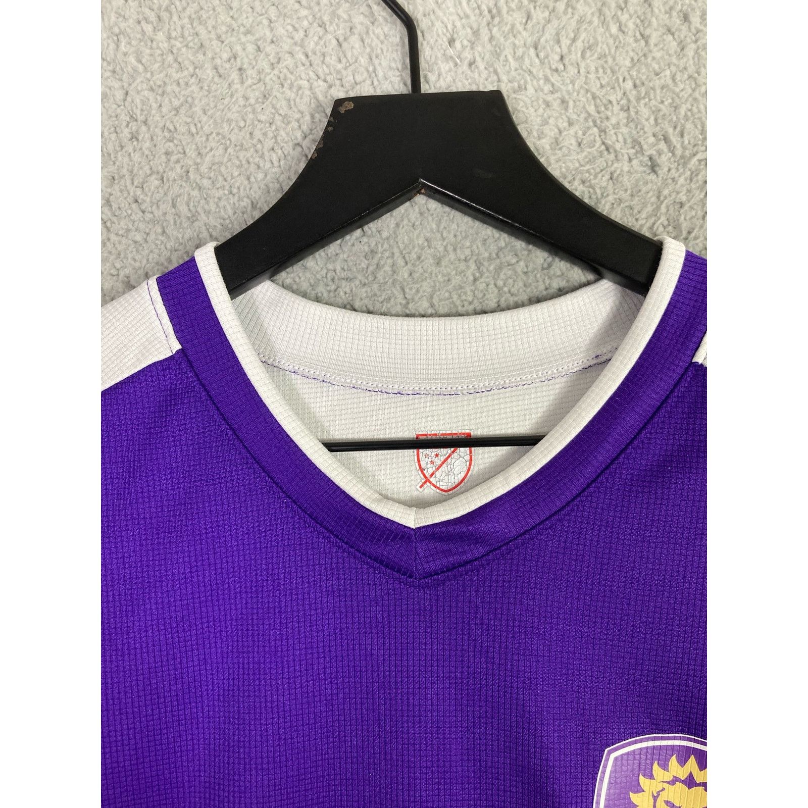 Other Orlando City SC Fanatics Branded Mens V-Neck Soccer Jersey L Size US L / EU 52-54 / 3 - 6 Thumbnail
