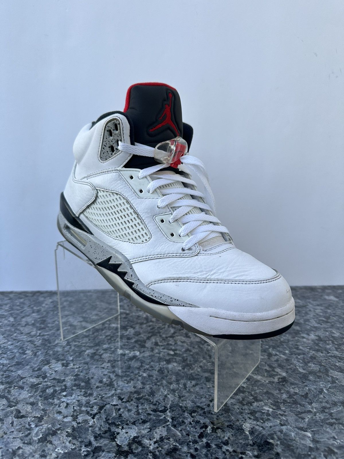 Nike air jordan hot sale 5 retro white cement