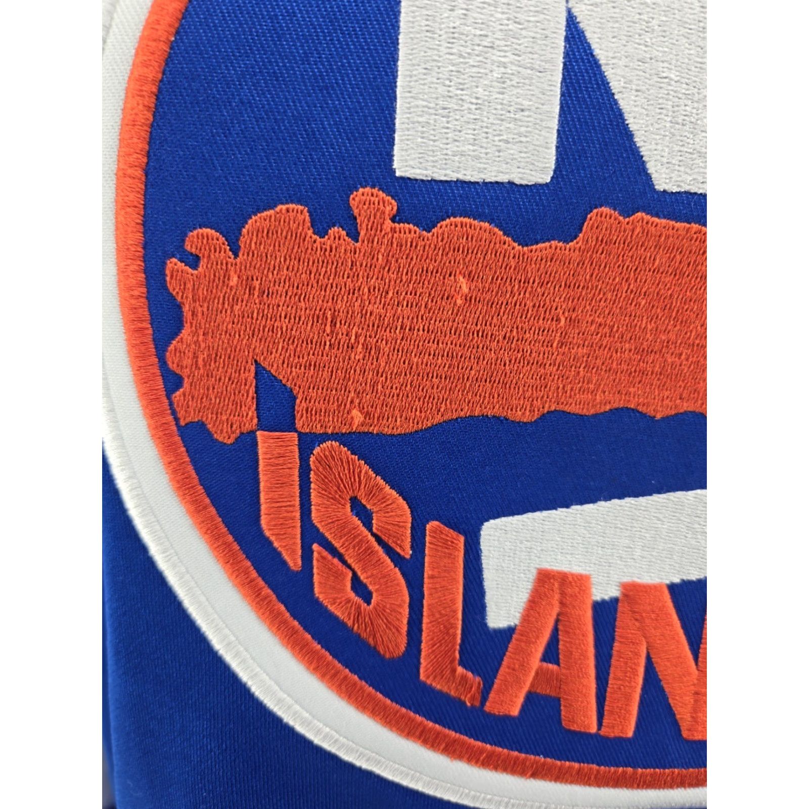 Adidas Adidas NHL New York Islanders Pullover Jersey Shirt Mens Size M Embroidered Jersey Blue Size US M / EU 48-50 / 2 - 4 Thumbnail