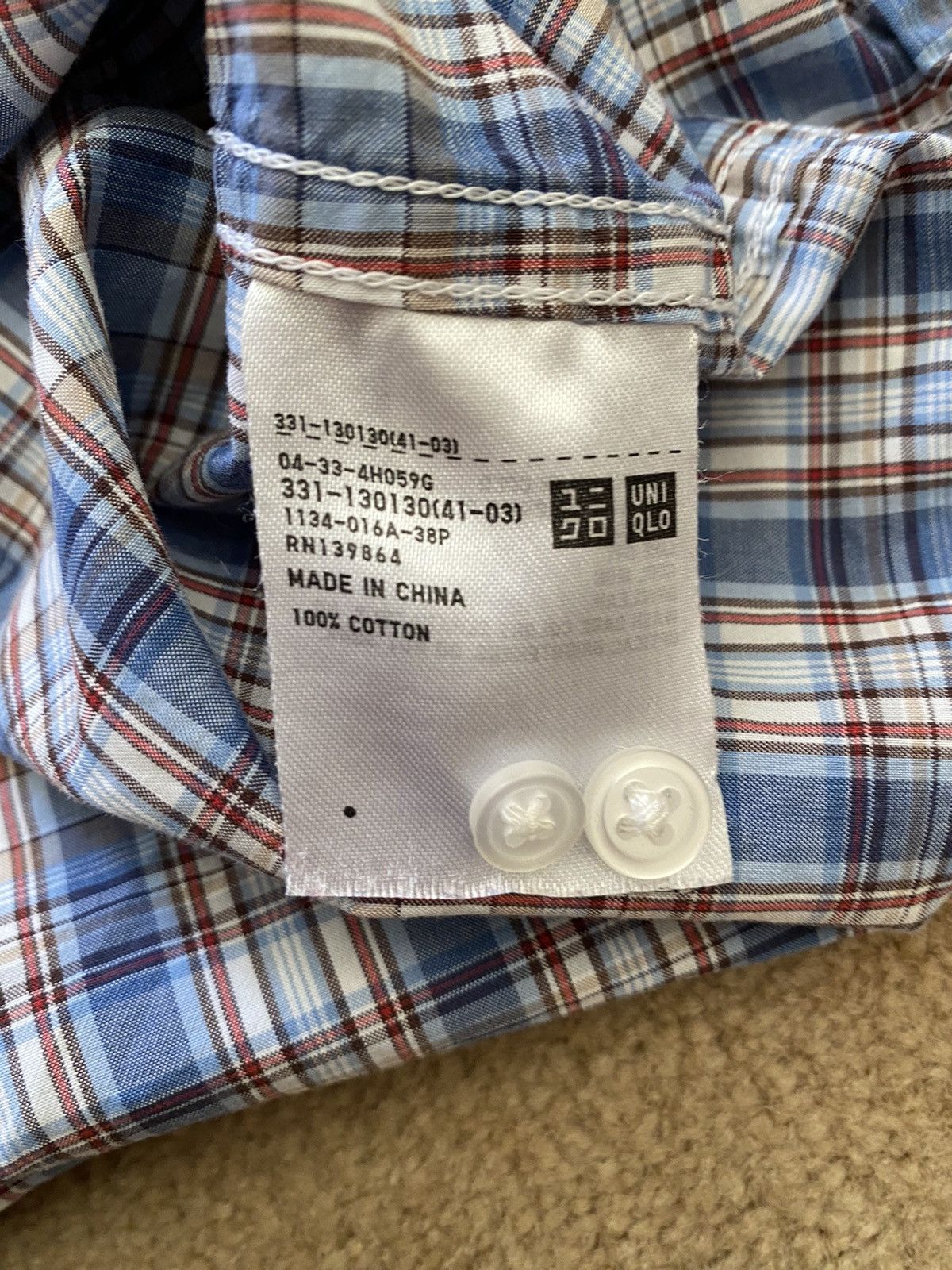 Uniqlo UNIQLO MULTICOLOR PLAID BUTTON DOWN LONGSLEEVE Size US M / EU 48-50 / 2 - 4 Thumbnail