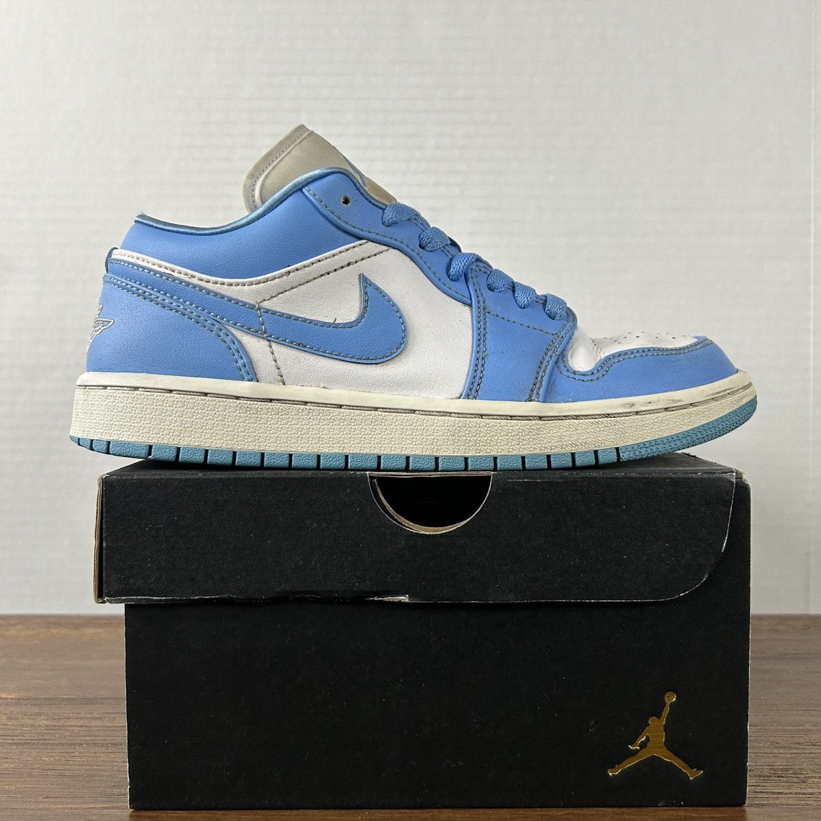 Nike Jordan 1 Low University Blue UNC Women's Size 8 Size US 8 / IT 38 - 1 Thumbnail