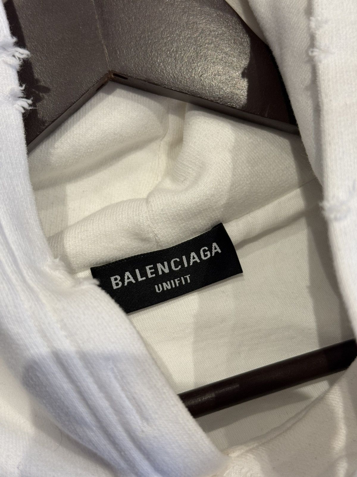 Balenciaga Balenciaga Caps Destroyed Hoodie Size US M / EU 48-50 / 2 - 7 Thumbnail