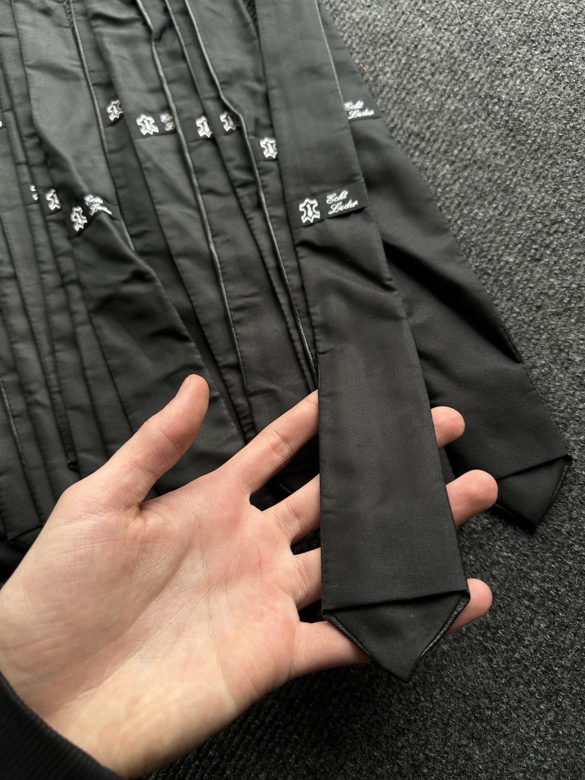 Other 🚨 LEATHER BLACK ITALY TIE LUXURY VNTG RARE OLD MONEY Size ONE SIZE - 12 Thumbnail