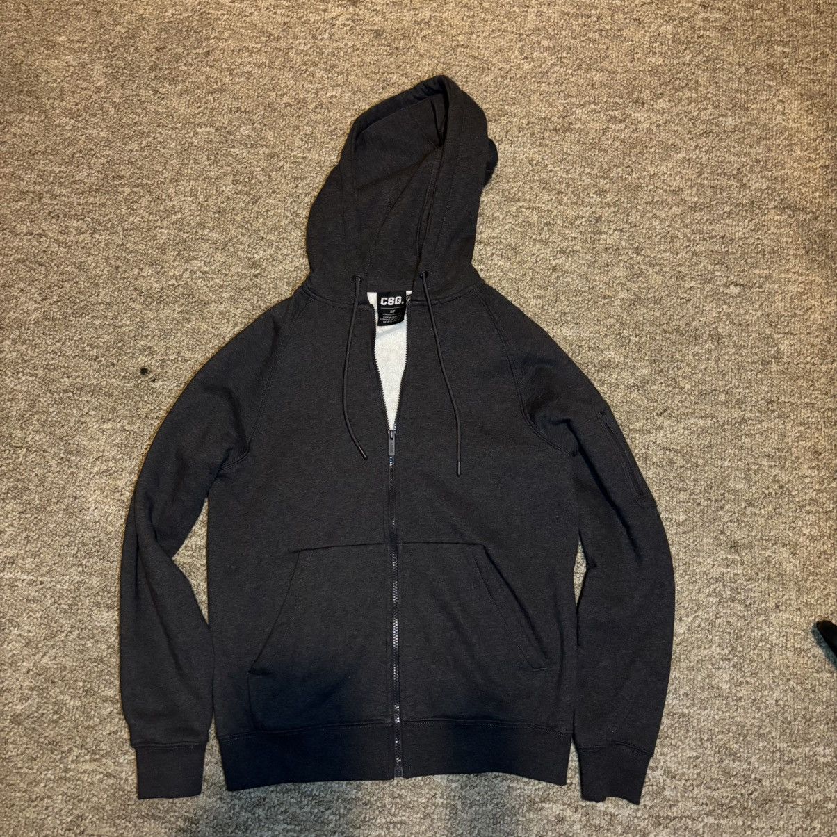 Other Black zip up-hoodie Size US M / EU 48-50 / 2 - 1 Thumbnail