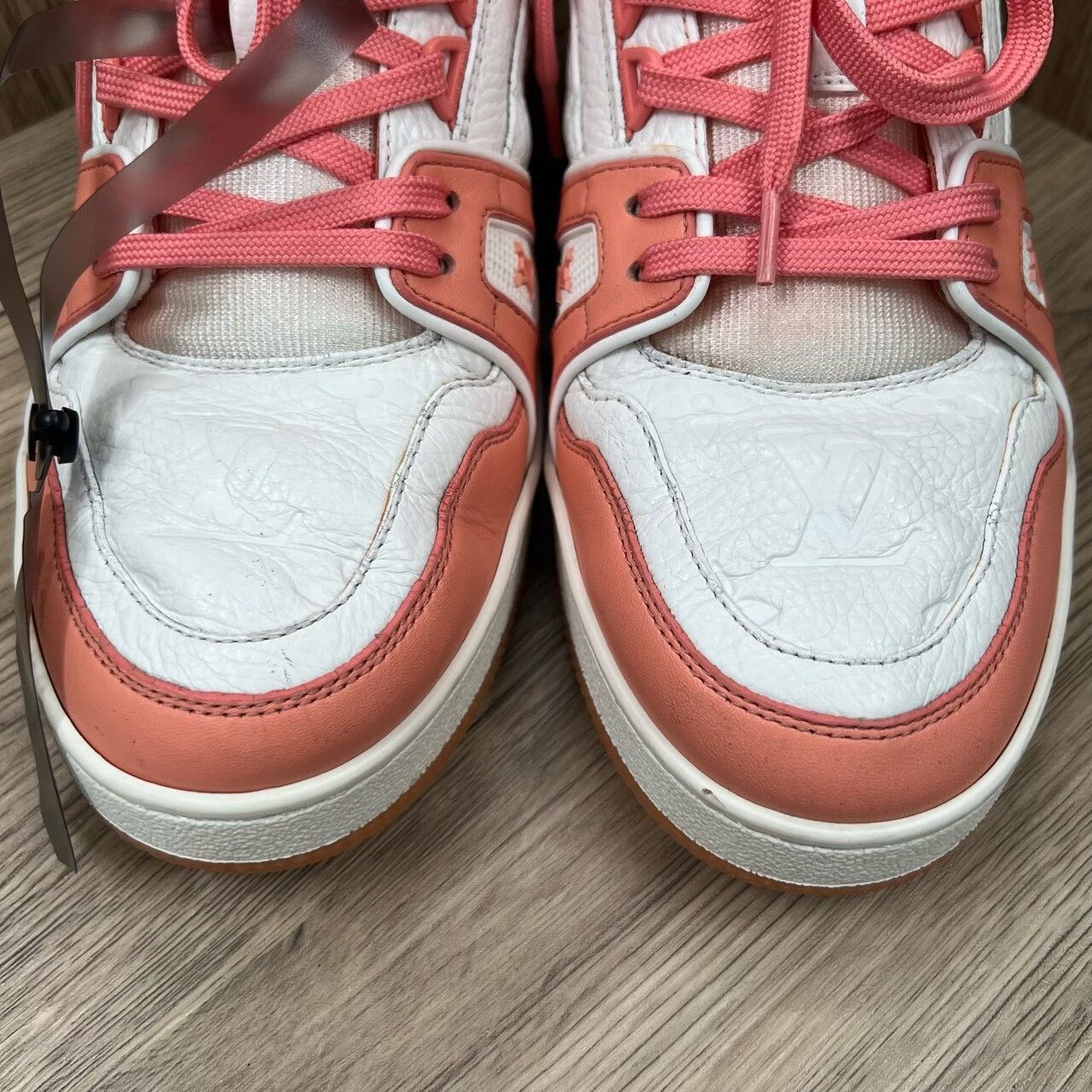 Louis Vuitton lv trainer sneakers in white and pink Size US 9 / EU 42 - 2 Thumbnail
