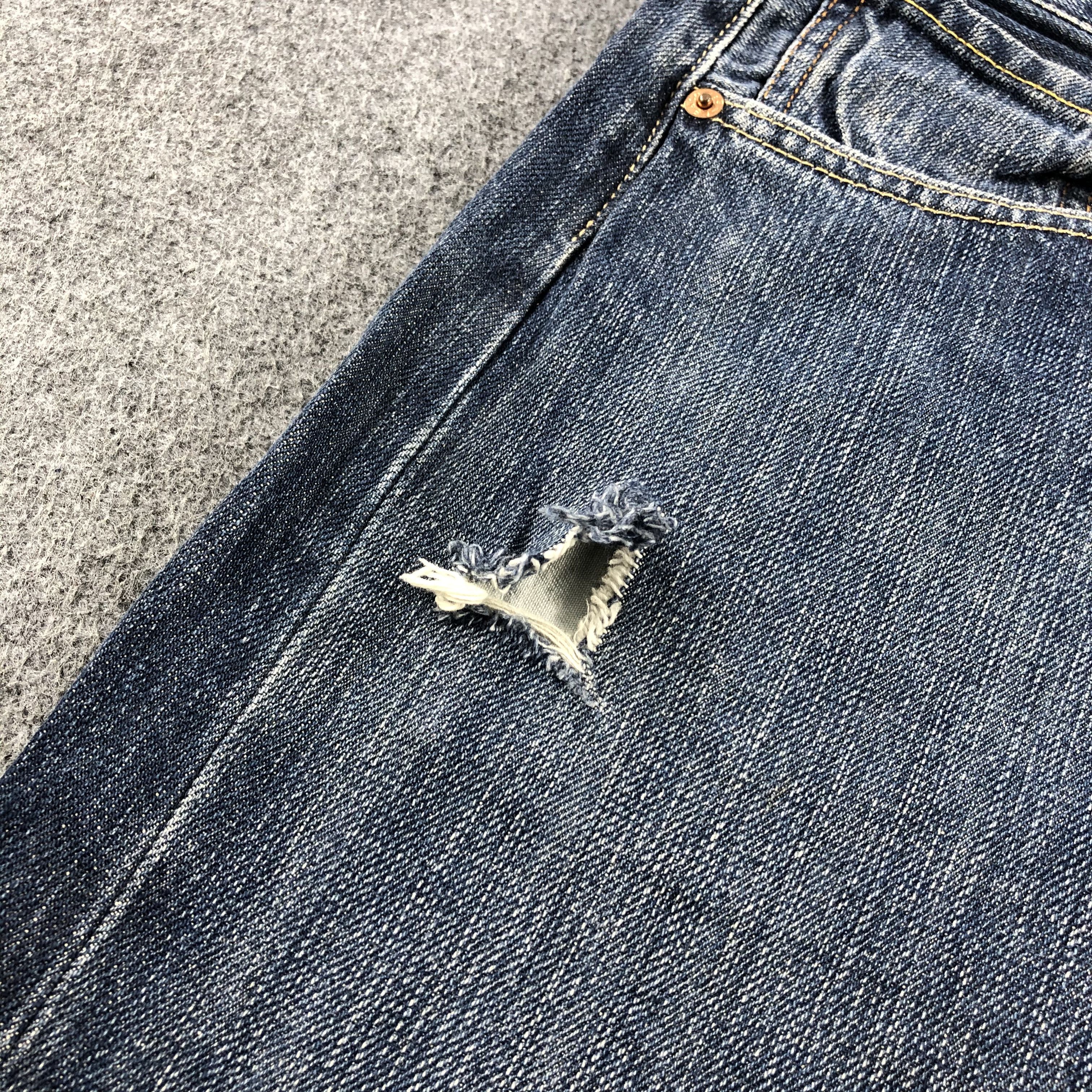 Levi's Vintage Levis 501 Jeans-JM956 Size US 35 - 7 Thumbnail