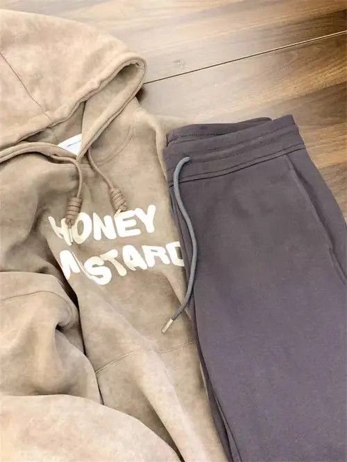 VIBE Vintage Street Letter Print Khaki L Hooded Sweatshirt Size US L / EU 52-54 / 3 - 2 Thumbnail