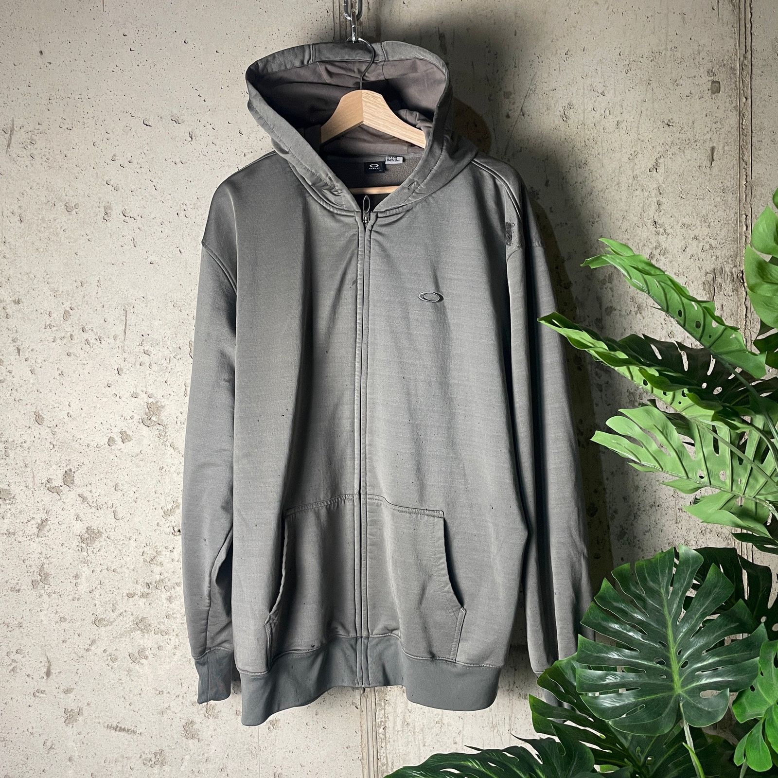 Oakley × Vintage Oakley y2k zip up hoodie | Grailed