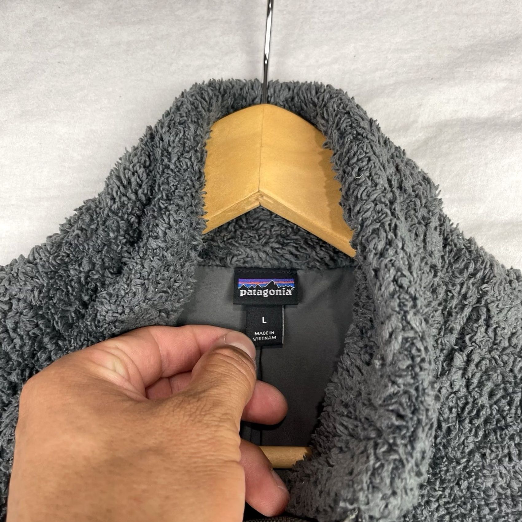 Patagonia Patagonia Los Gatos Vest Womens Large Gray Fleece Zip Up Deep Pile Outdoor 25216 Size L / US 10 / IT 46 - 7 Thumbnail