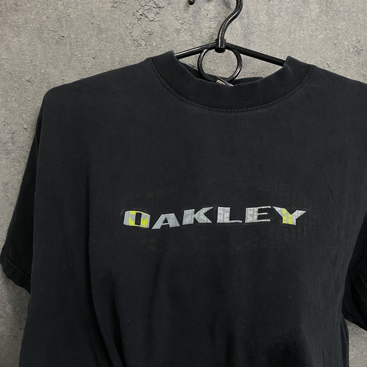 Oakley Vintage Oakley T-Shirt Software Big Logo Japanese Outdoor Size US M / EU 48-50 / 2 - 7 Thumbnail
