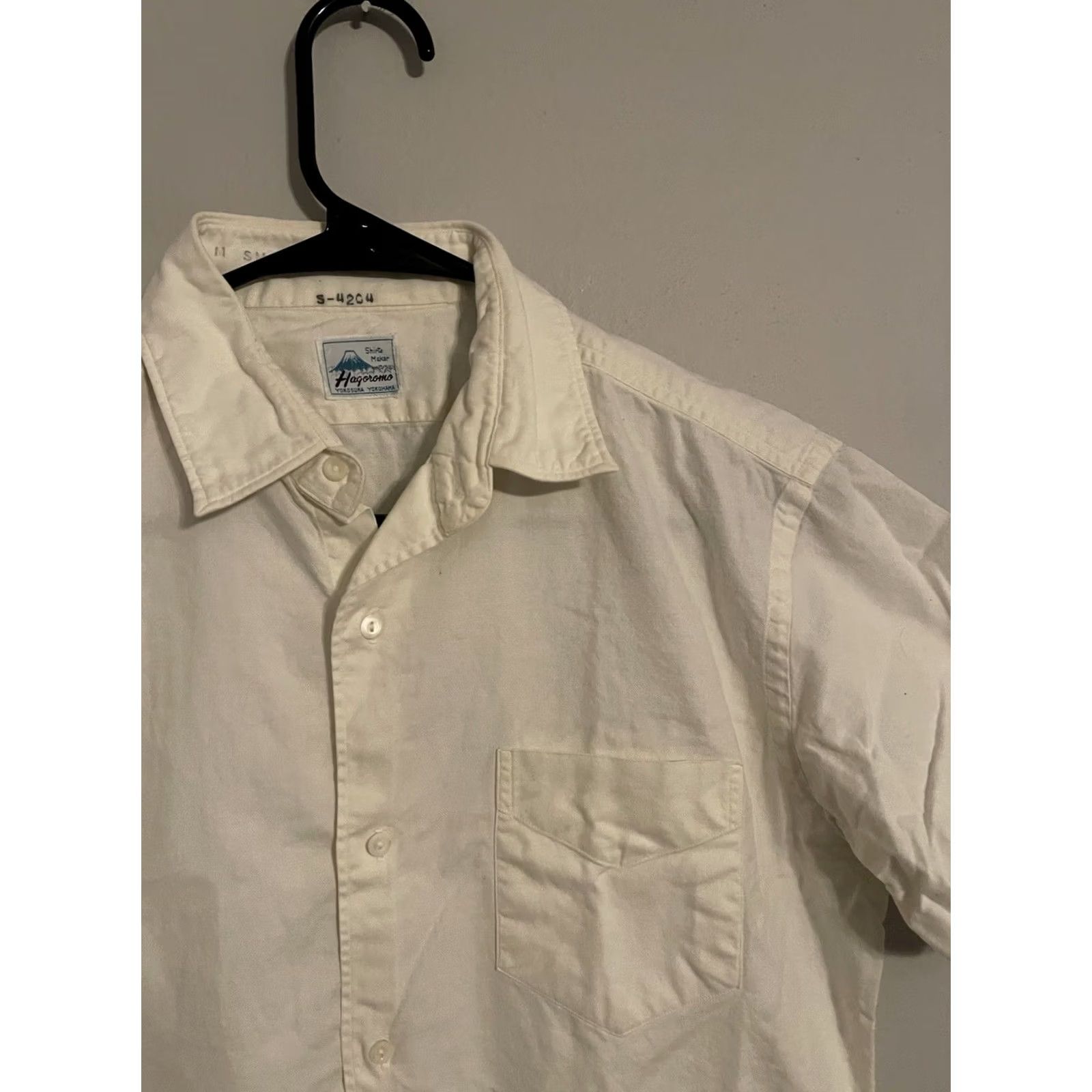 Vintage VINTAGE Hagoromo Japan Yokosuka Yokohama S/S Button-Up Ivory Shirt - Men's S/M Size US S / EU 44-46 / 1 - 2 Thumbnail