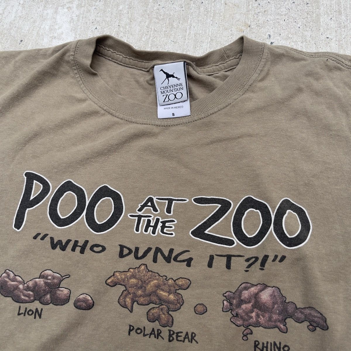 Vintage Vintage Y2K POO AT THE ZOO Shirt Size US XXL / EU 58 / 5 - 2 Thumbnail