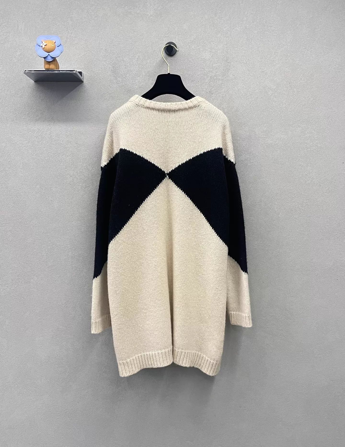 Valentino Valentino color blocked geometric knit sweater S Size S / US 4 / IT 40 - 2 Thumbnail