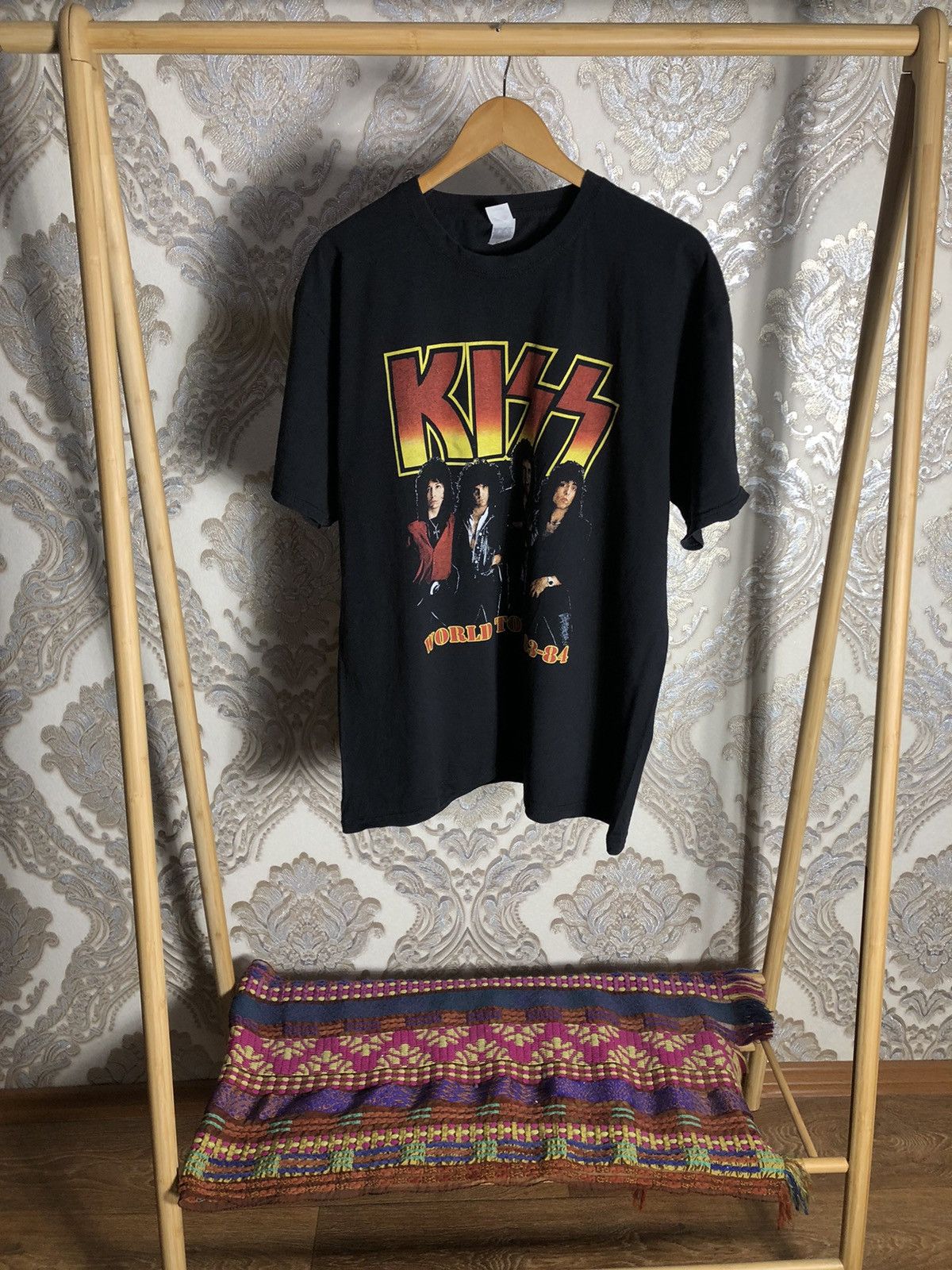 Band Tees × Vintage VERY RARE KISS WORLD TOUR ROCK T-SHIRT DOUBLE PRINTED 90s Size US XL / EU 56 / 4 - 1 Thumbnail