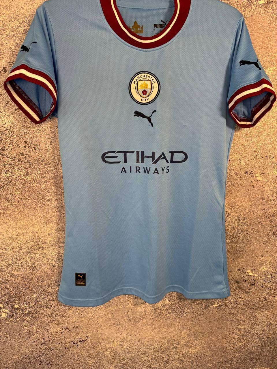 Puma Woman's Vintage Manchester City 2022/23 Puma Jersey Size US L / EU 52-54 / 3 - 3 Thumbnail