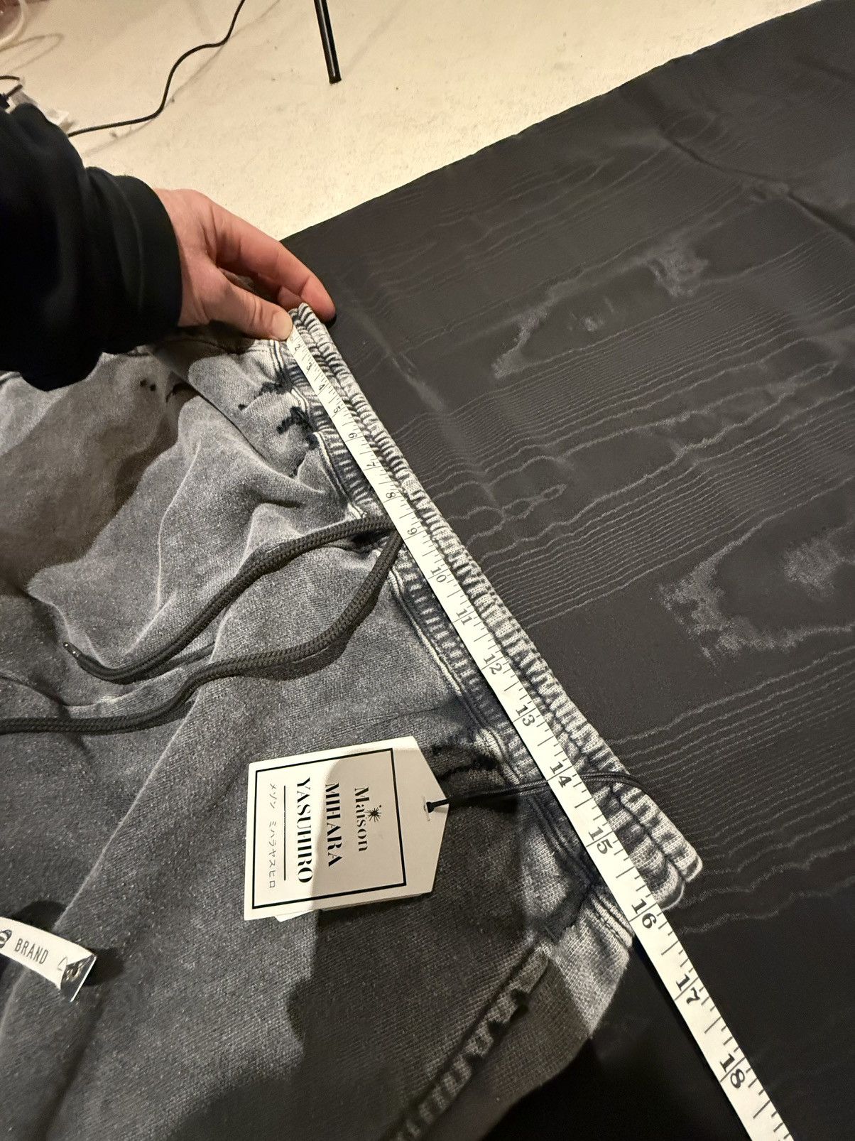 Maison MIHARA YASUHIRO Maison Mihara Yasuhiro distresses sweatpants joggers 50 BNWT Size US 34 / EU 50 - 10 Thumbnail