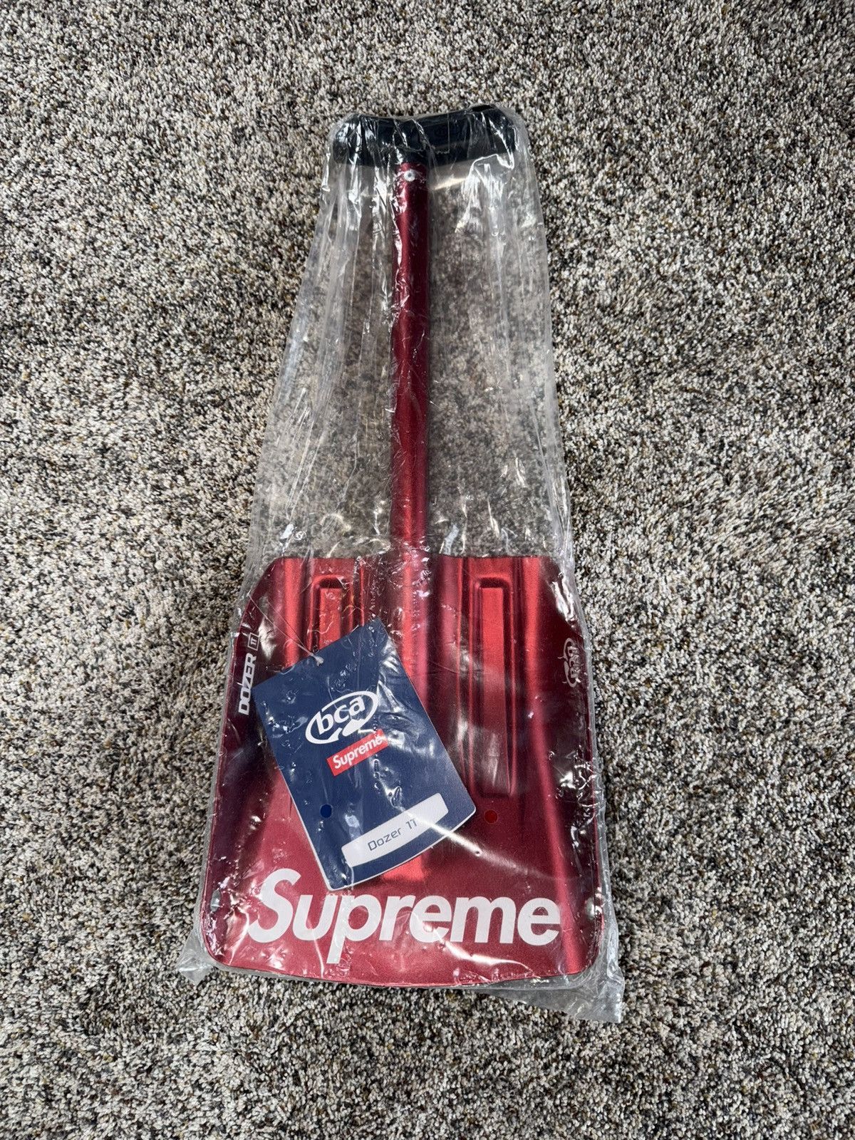 Supreme Supreme Backcountry Access Snow Shovel Red FW22 Size ONE SIZE - 4 Thumbnail