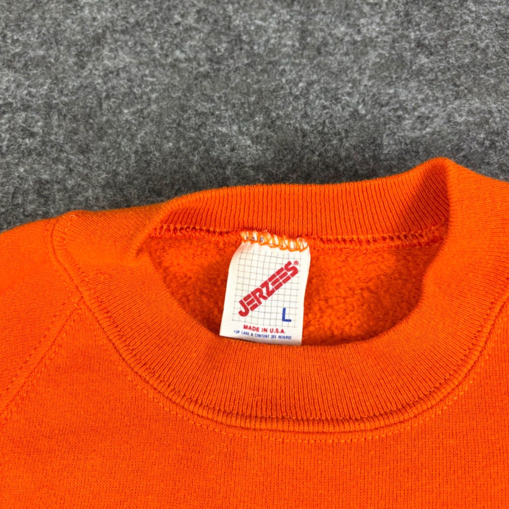 Jerzees VINTAGE Jerzees Sweatshirt Raglan Sleeve Orange Pullover Size L Unisex Adults 90s Crew Neck Fleece Cotton Made in USA Size US L / EU 52-54 / 3 - 3 Thumbnail