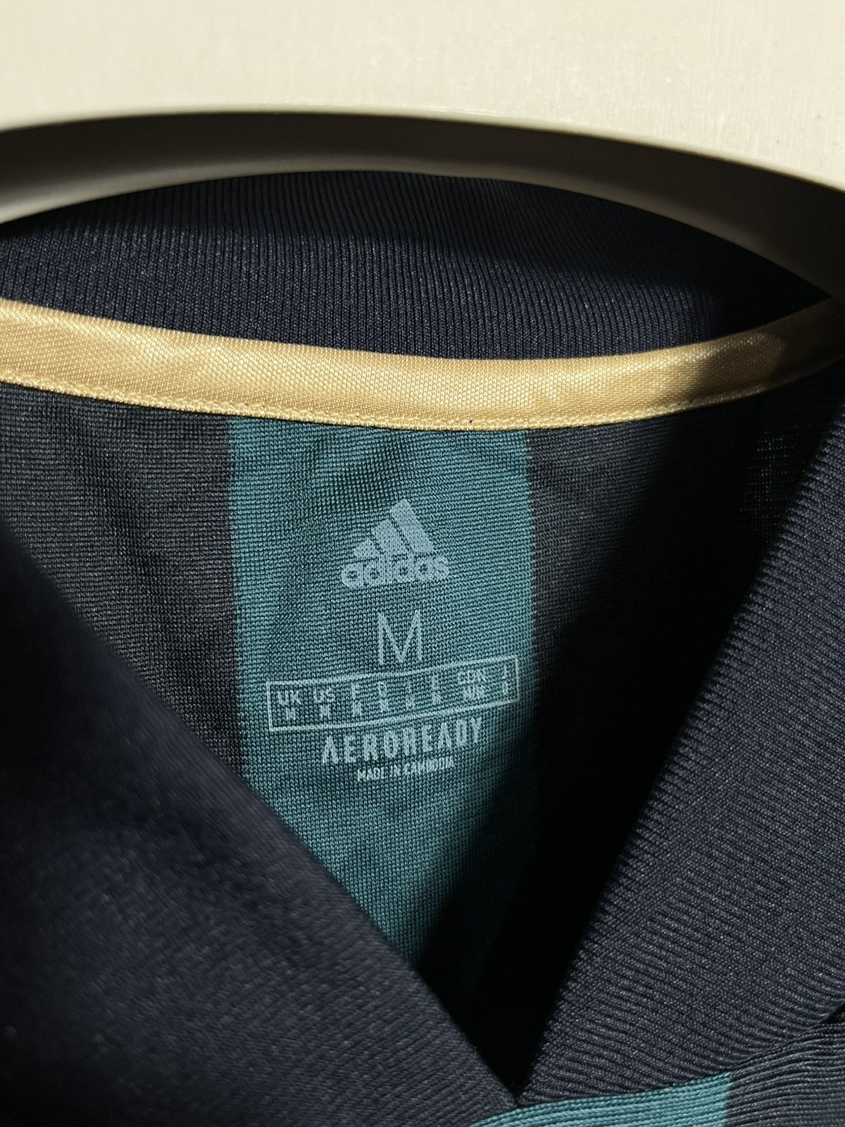 Adidas 2020/21 Adidas Leeds United FC Away Soccer Jersey Premier Size US M / EU 48-50 / 2 - 4 Thumbnail
