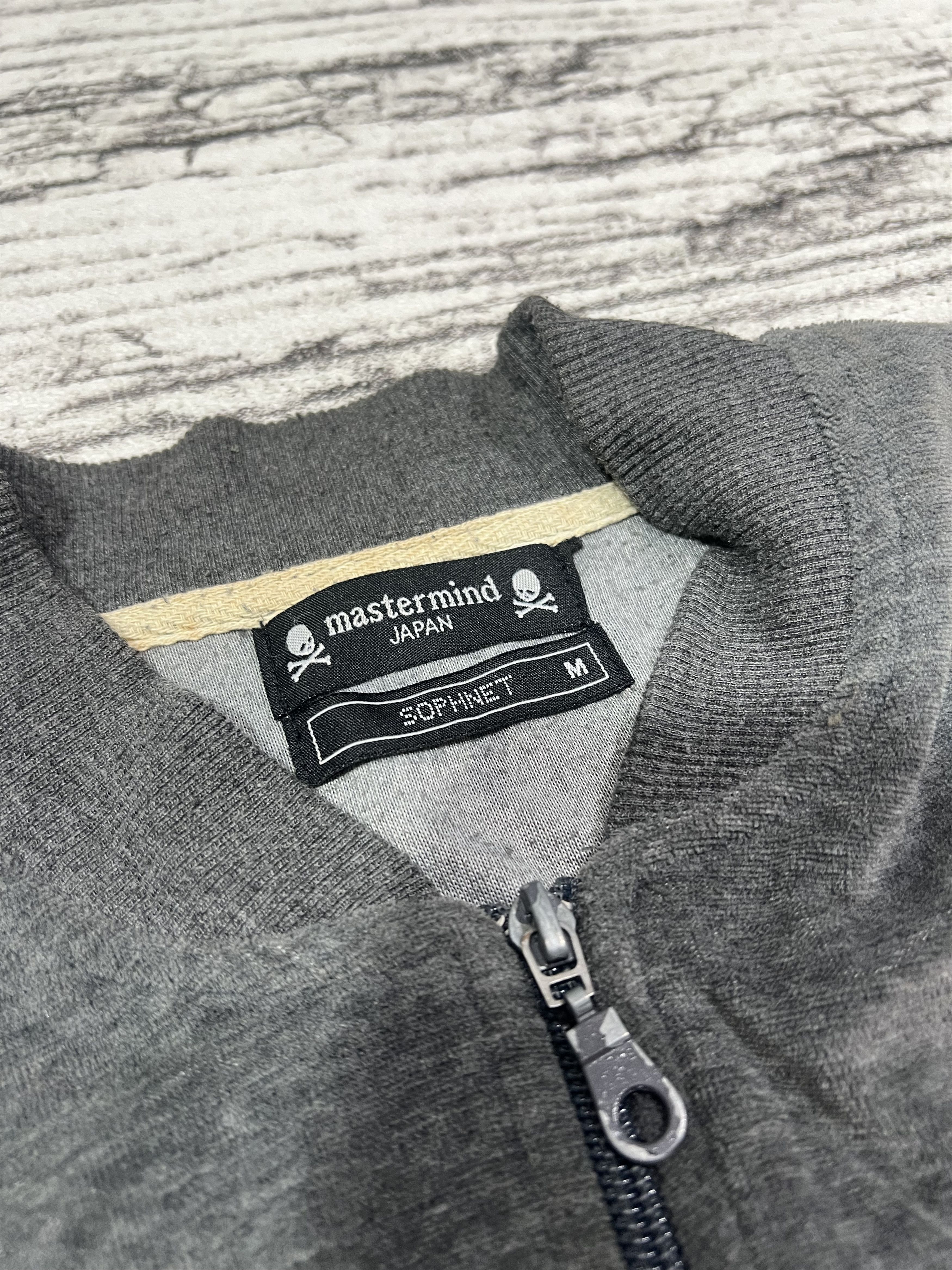 Japanese Brand 2000s Mastermind Japan Skull Swarovski Velvet y2k Lgb Ifsix Size US M / EU 48-50 / 2 - 4 Thumbnail
