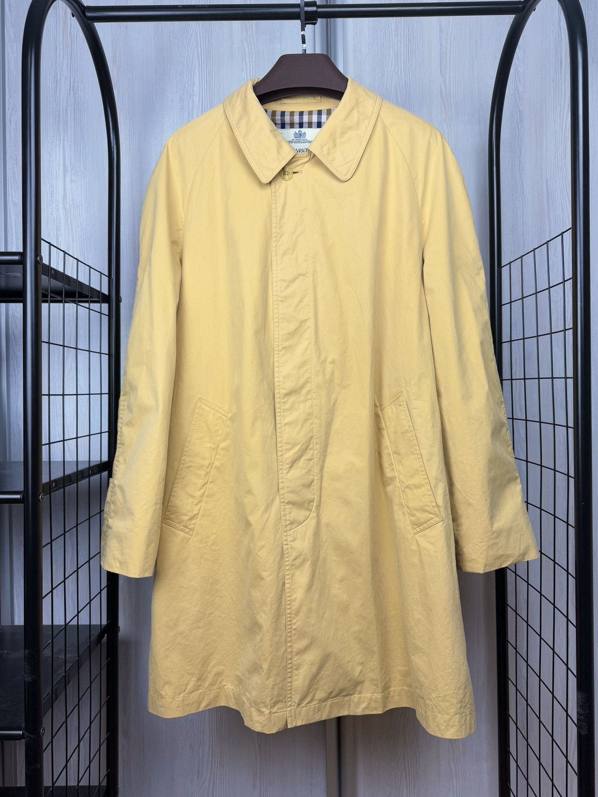 Aquascutum AQUASCUTUM Men’s Yellow Cotton Trench Raincoat Check Lining Size US M / EU 48-50 / 2 - 1 Thumbnail