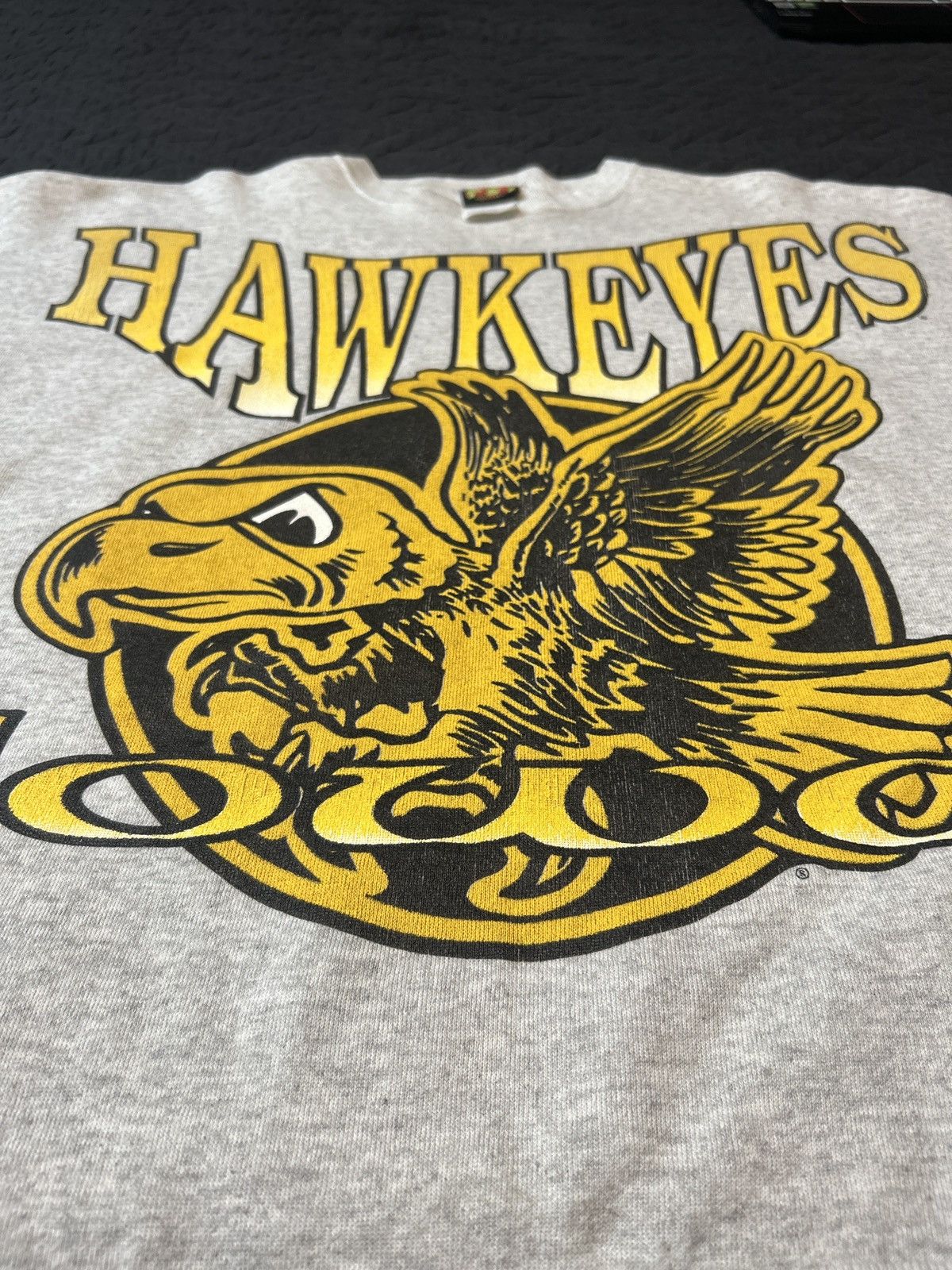 Vintage Tsi hawkeyes crewneck Size US XL / EU 56 / 4 - 3 Thumbnail