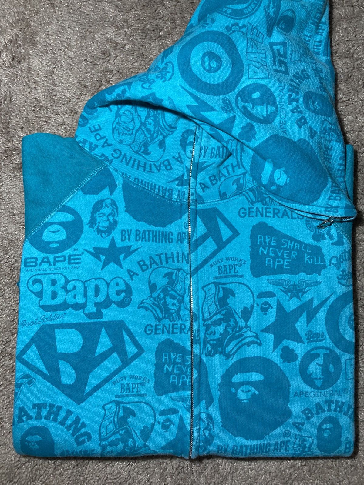 Bape 2008 Bape Full Zip Hoodie Teal Logo Mania Camo Blue OG Nigo Size US L / EU 52-54 / 3 - 1 Thumbnail