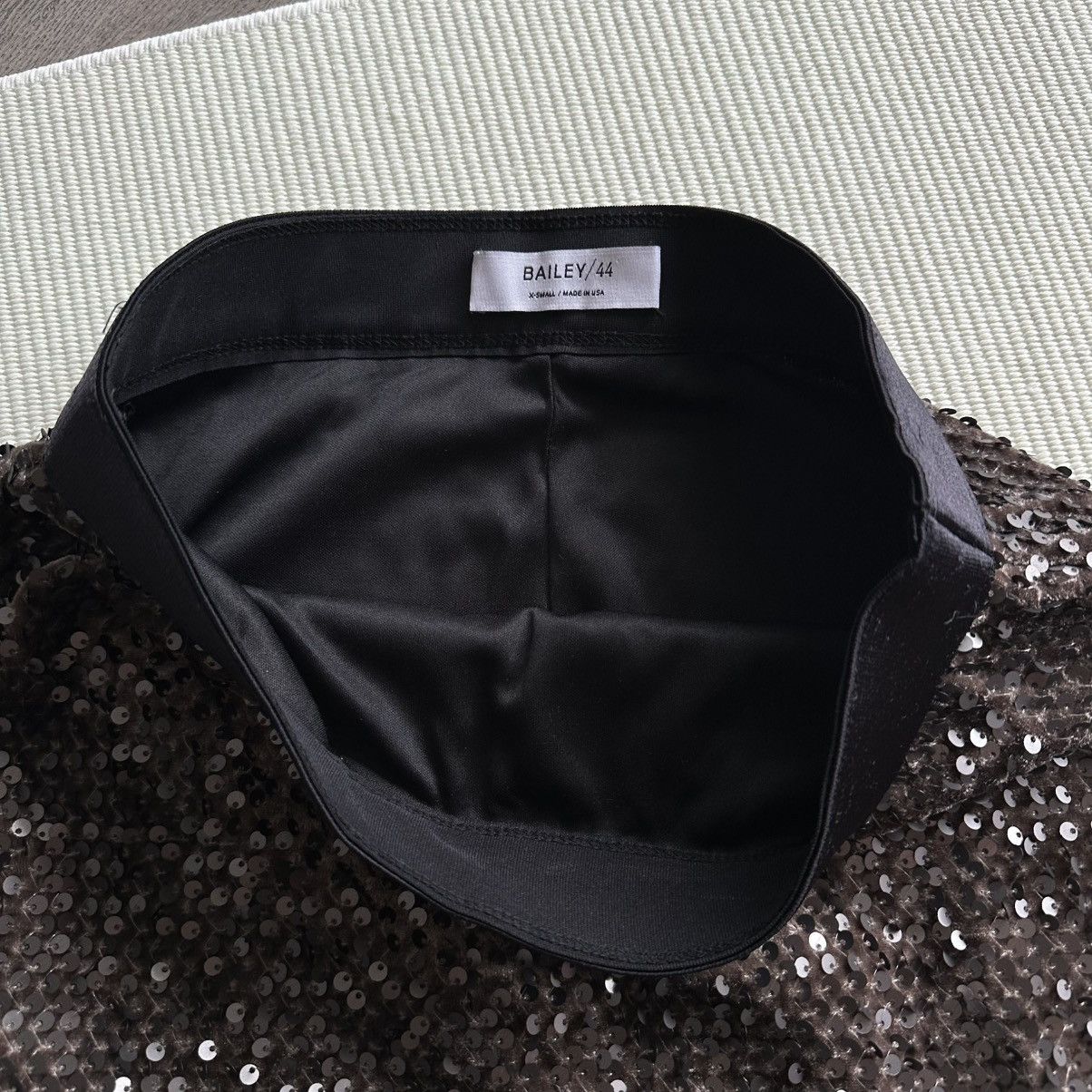 Bailey 44 BAILEY / 44 Black Sequin Dancing Queen Skirt Size 26" / US 2 / IT 38 - 2 Thumbnail