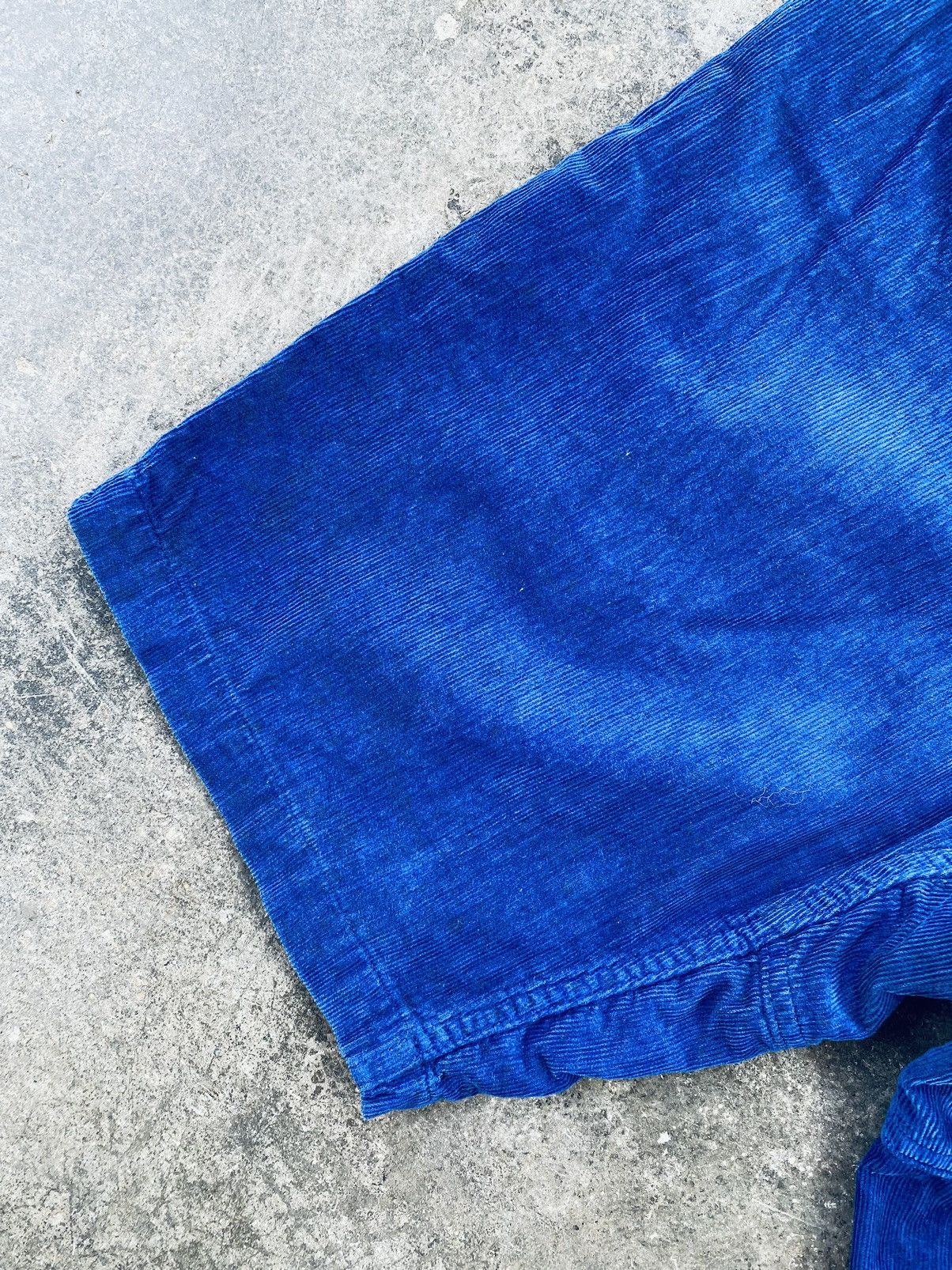 Gramicci Vintage Gramicci Blue Corduroy Short Pants Size US 29 - 17 Thumbnail